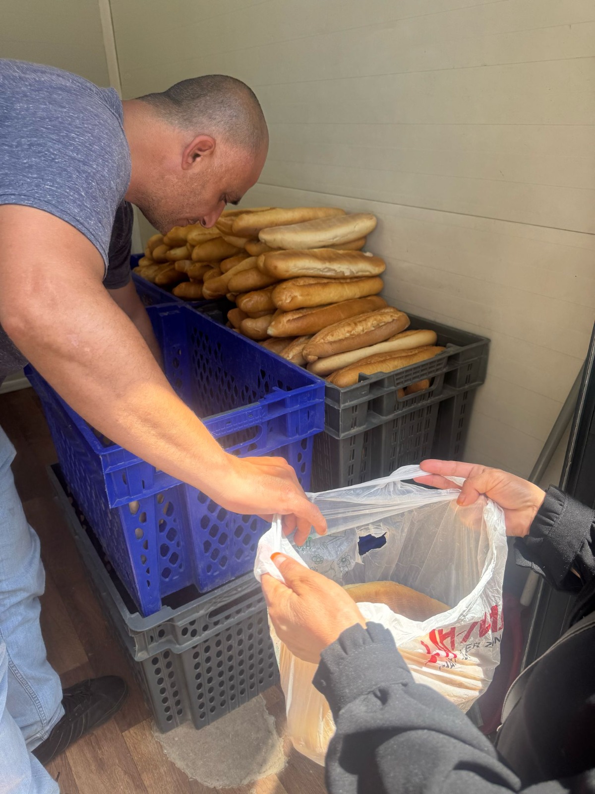 6 Bin 760 Aile Ücretsiz Ekmekten Faydalanıyor