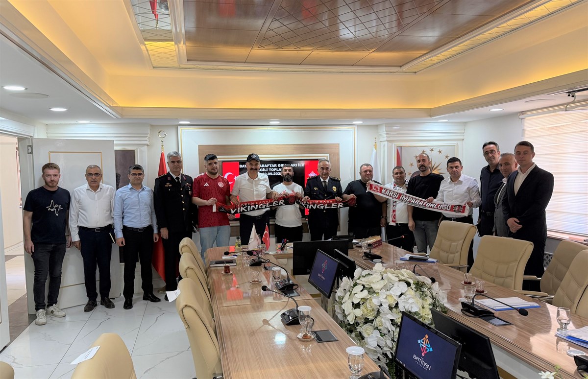 Vali Canalp Petrolspor Taraftarlarıyla Buluştu