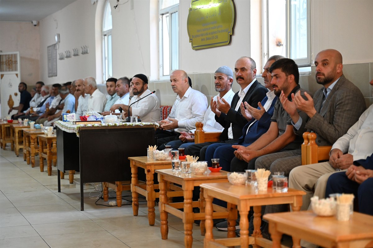 Vali Canalp’ten acılı aileye taziye ziyareti