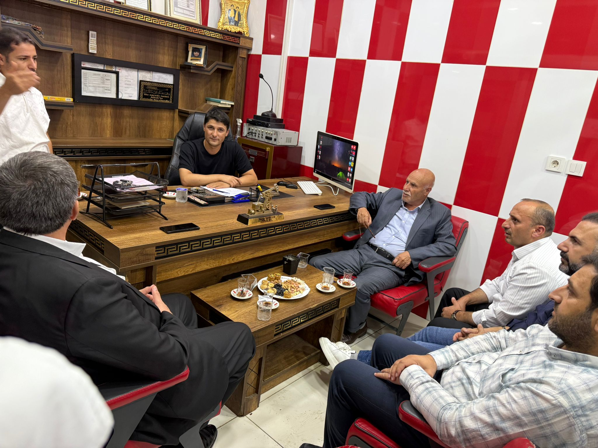 Elma Sokağı’ndaki Sorunlar Masaya Yatırıldı