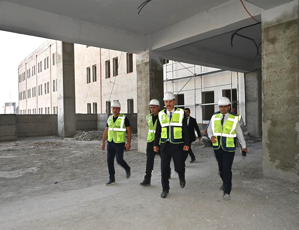 Vali Canalp, “Batman 500 Yataklı Devlet Hastanesi” İnşaatında İncelemelerde Bulundu