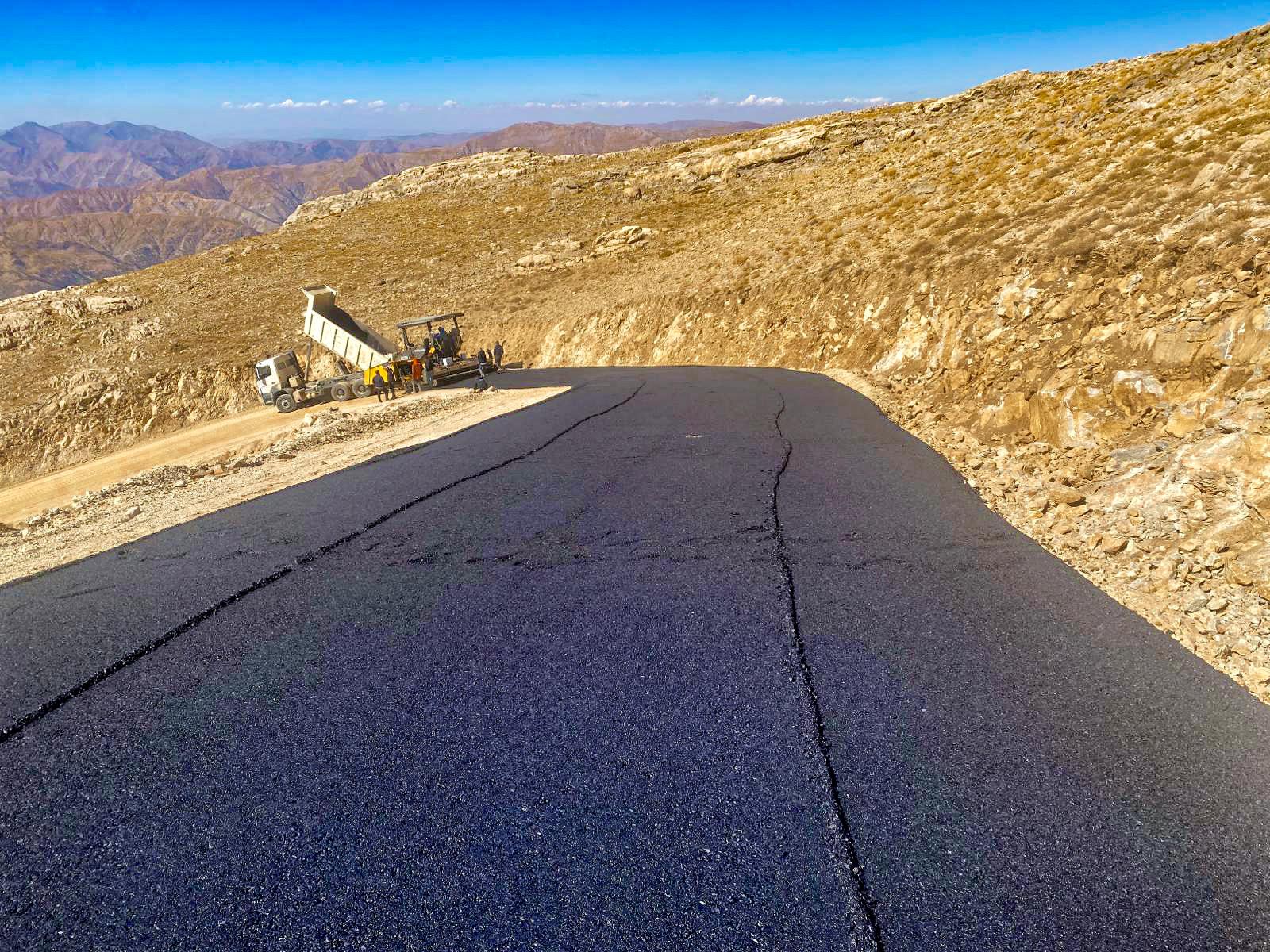 Mereto Dağı’na Ulaşımı Kolaylaştıracak Yeni Yol Çalışmaları Hızla Devam Ediyor