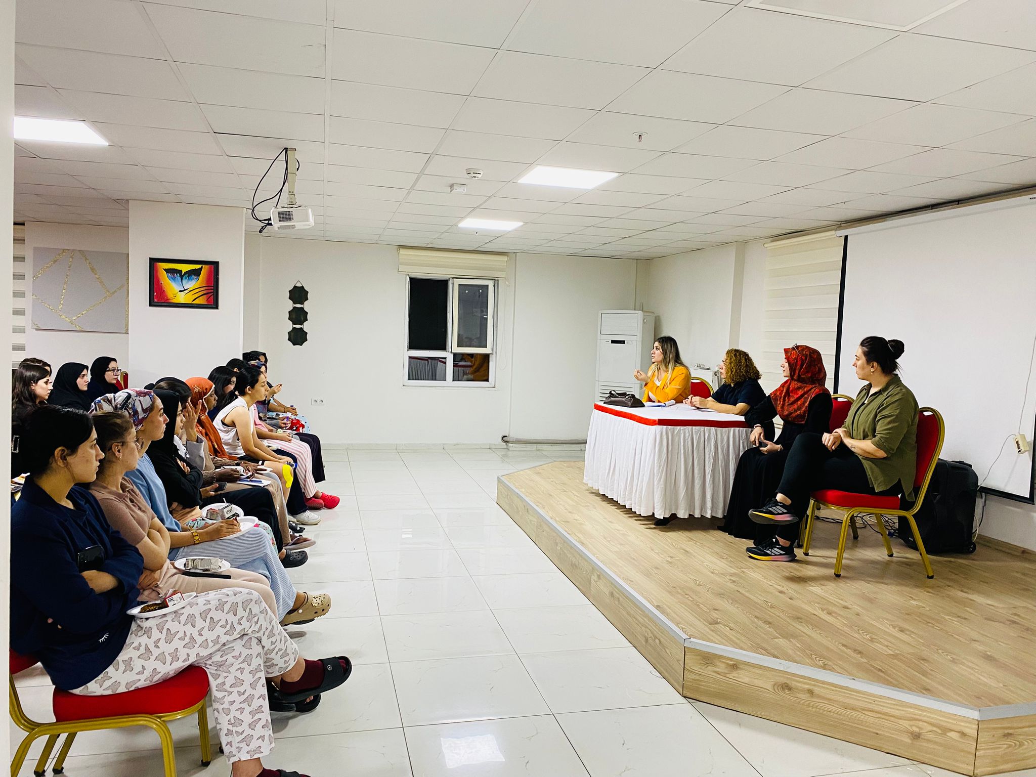 Süveybe ana kız yurdunda “uyum programı”