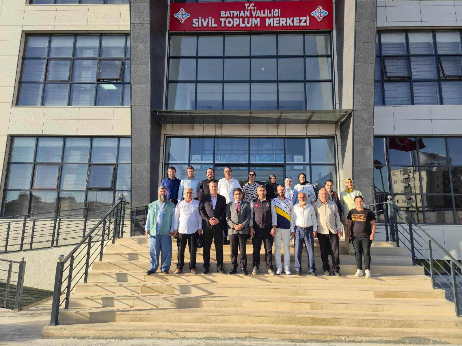 İlimize Güzel Projeler Kazandırmak İçin İnsani  Yardım Dernekleri Bir Araya Geldi