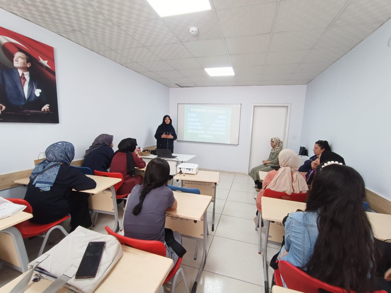 Batman ADEM’de “Kanser ve Nedenleri” Konulu Bilgilendirme Eğitimi Düzenlendi