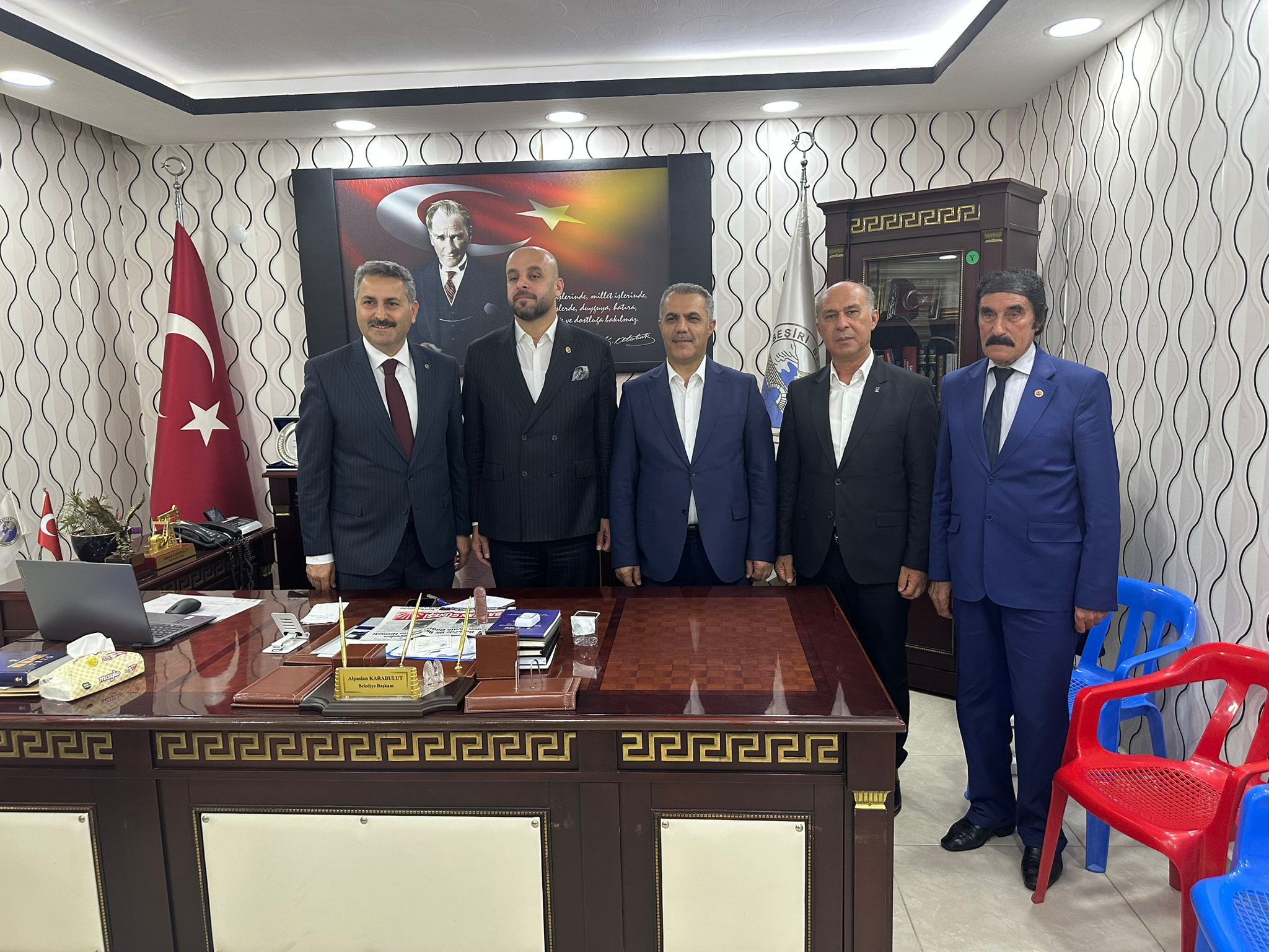 AK Parti’den Sason, Kozluk ve Beşiri İlçe Teşkilatlarına Ziyaret