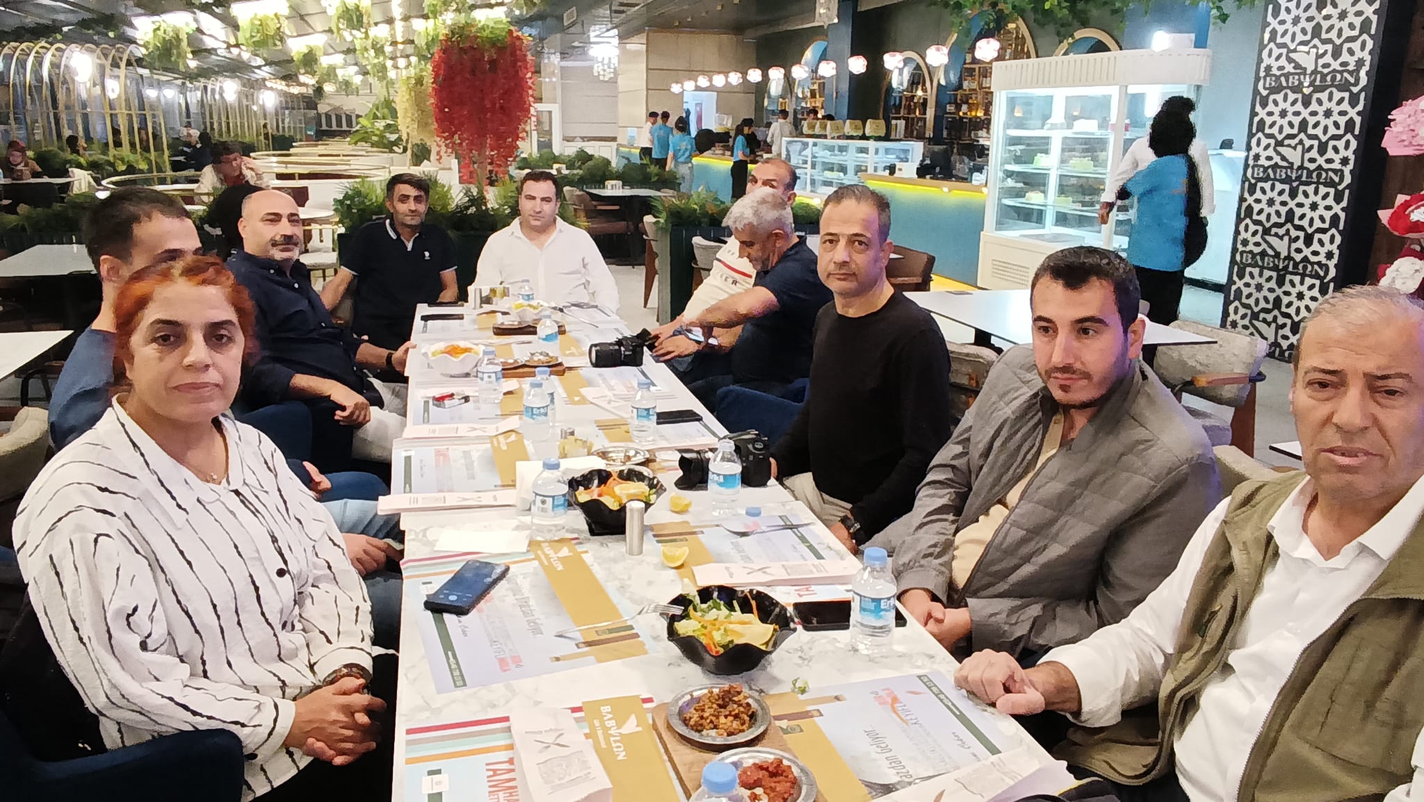 Babylon Cafe’den Gazetecilere Anlamlı Jest