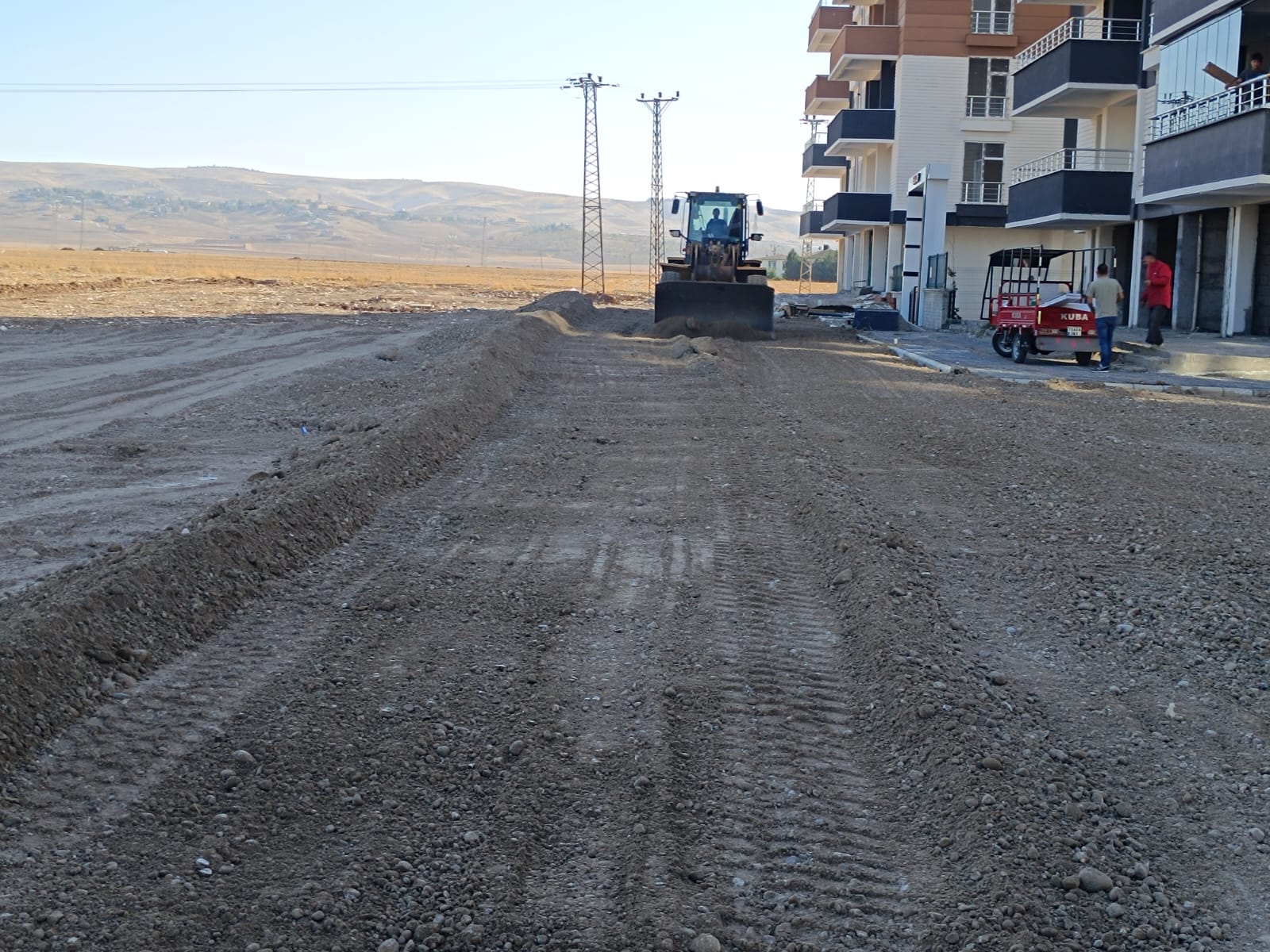 BAYINDIR MAHALLESİ’NDE YENİ BAĞLANTI YOLU ÇALIŞMASI