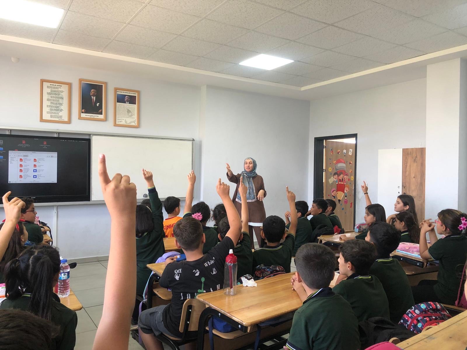 Beşiri’de Öğrencilere Sağlıklı Beslenme ve Obeziteyle Mücadele Eğitimi