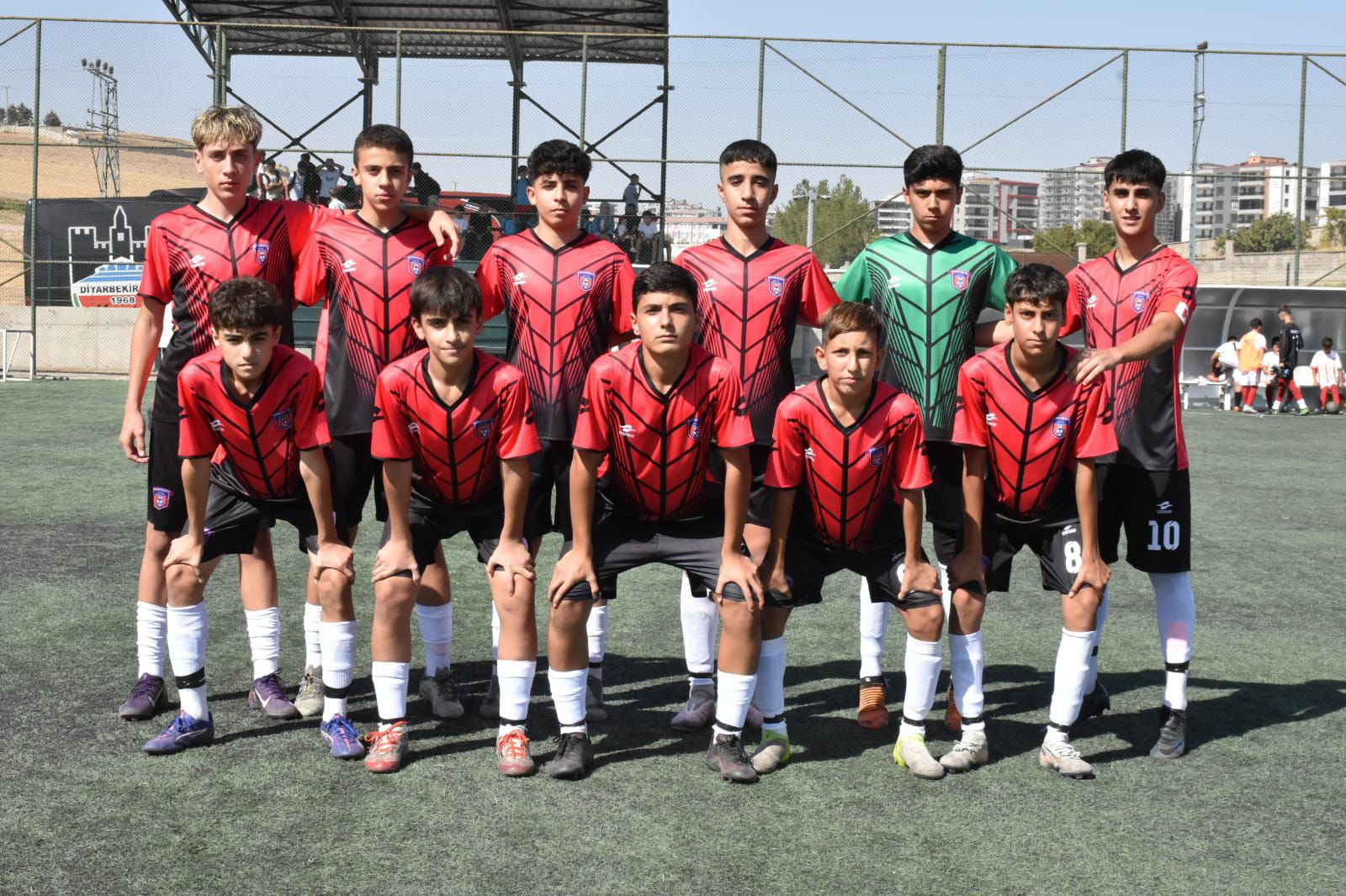 BELEDİYE SPOR TAKIMLARINDAN ÇİFTE GALİBİYET