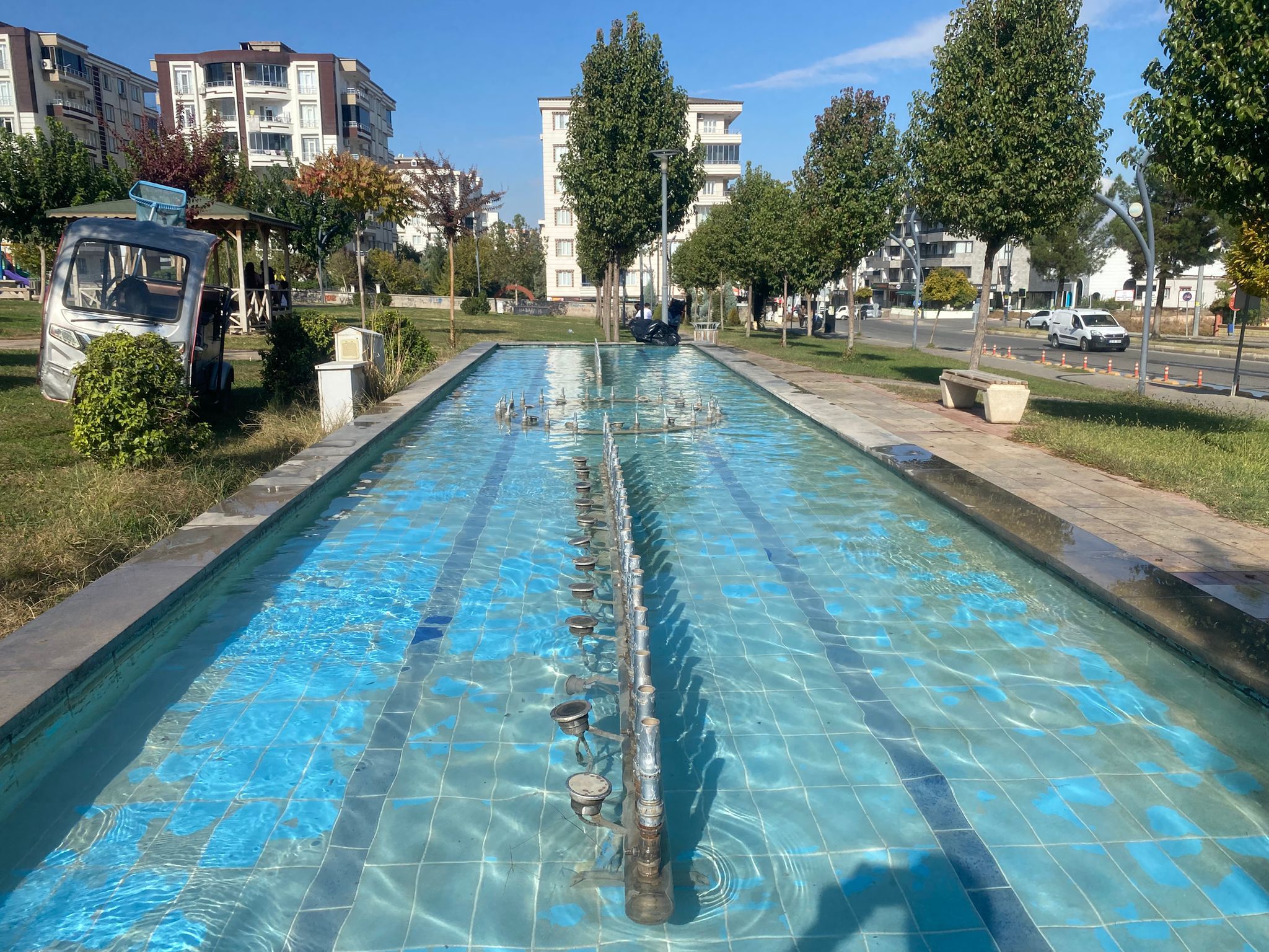 Havuz Ve Şelale Bakımları Sürüyor