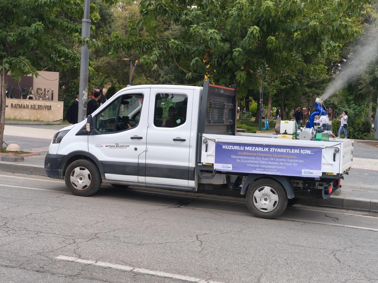 Belediye’den Gül Suyu Ve Lavanta Uygulaması