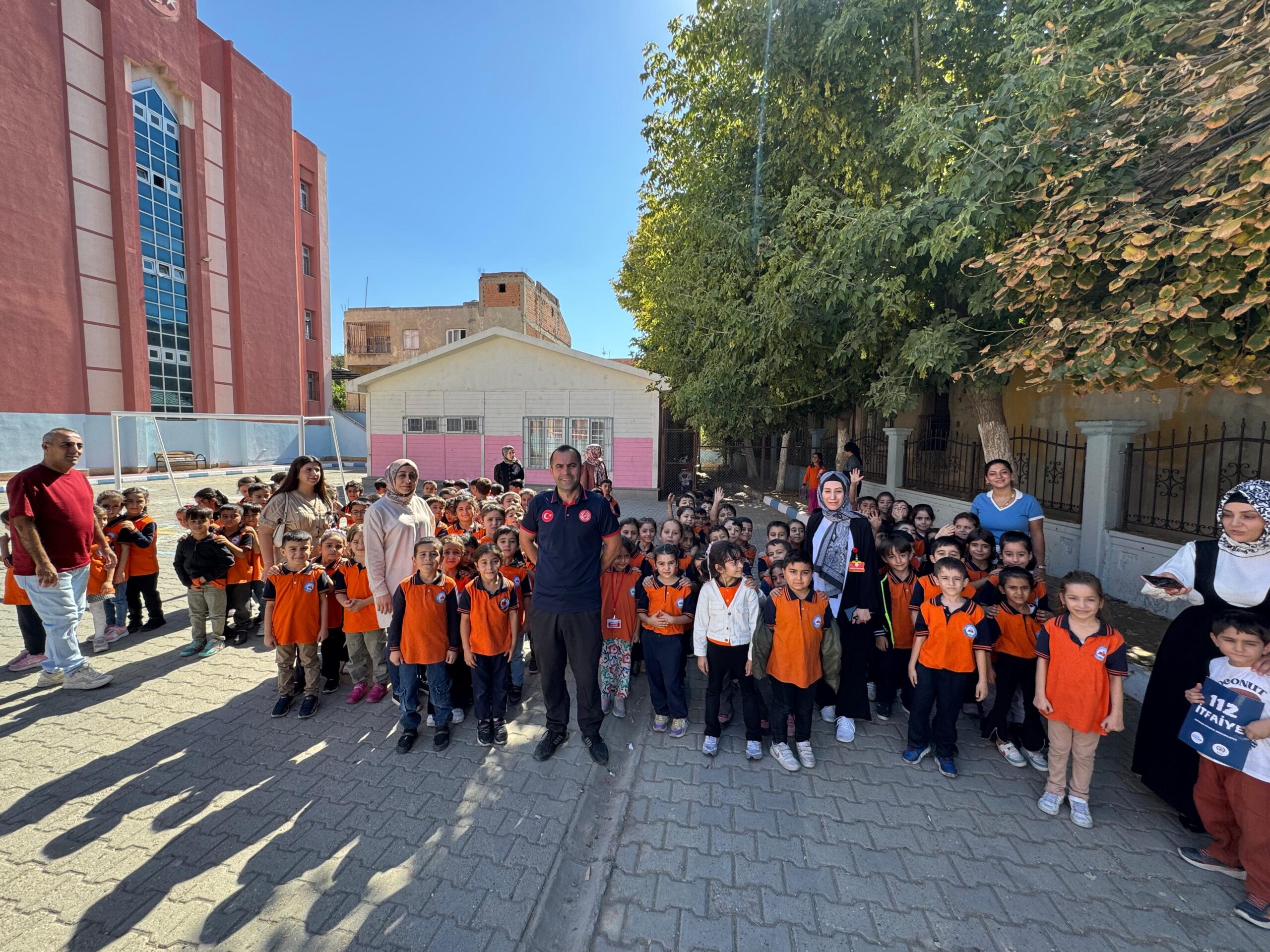 Minikler İtfaiyecilerle Buluştu