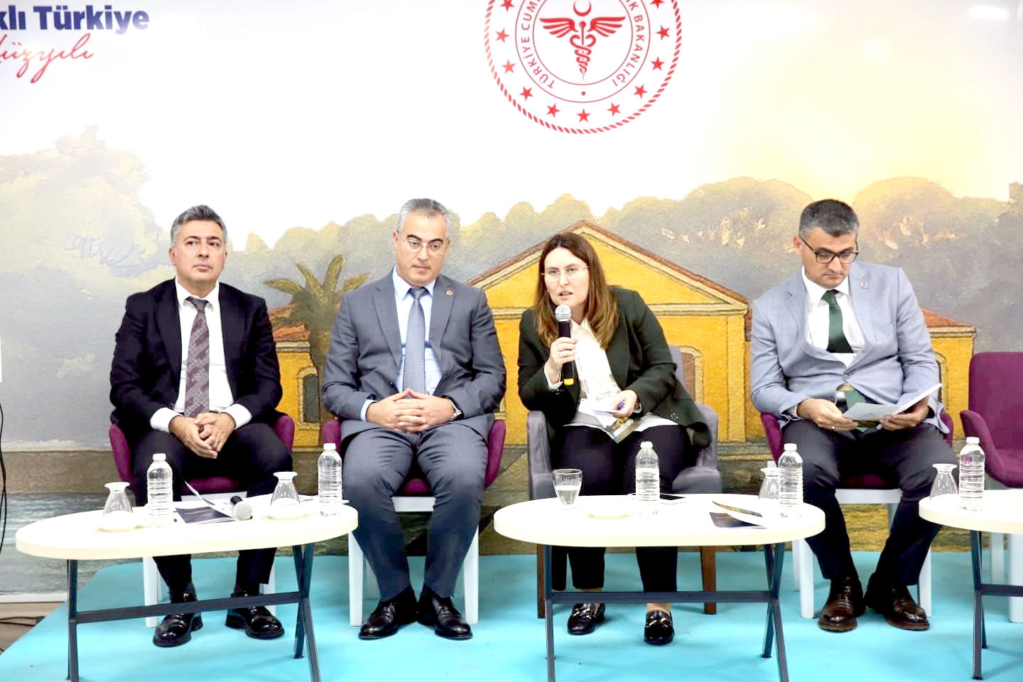 Müdür Solmaz, Urla’daki İl Sağlık Müdürleri Toplantısına Katıldı