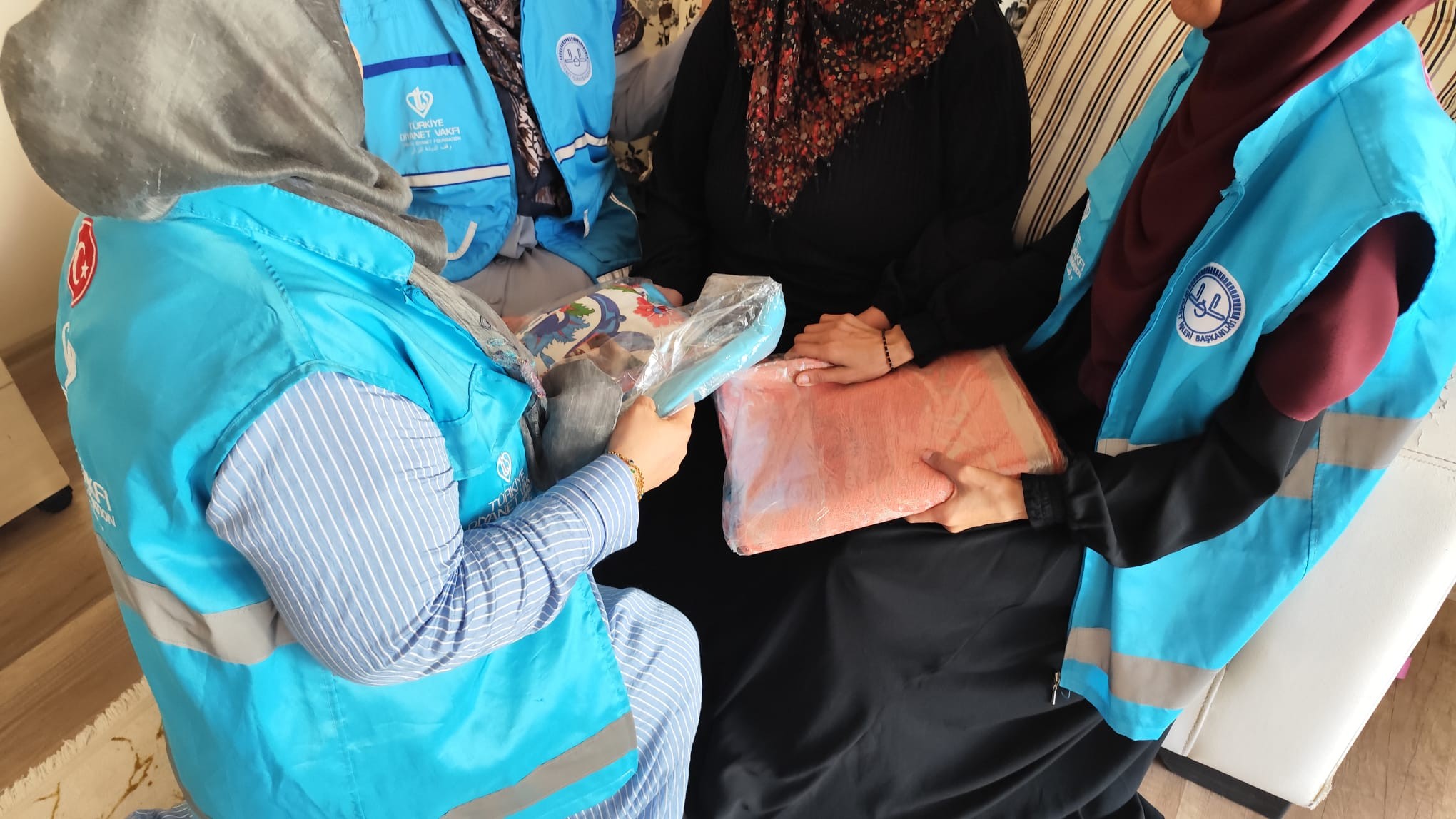 TDV Kadın Kollarından Dünya Yaşlılar Günü’nde Anlamlı Ziyaret