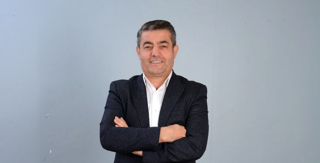 Tekin Özel bireyleri unutmadı