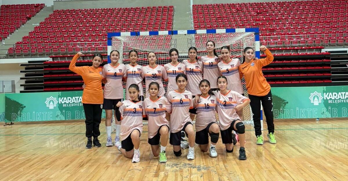 1955 BATMAN BELEDİYESPOR, KONYA’DA TÜRKİYE ŞAMPİYONU OLDU