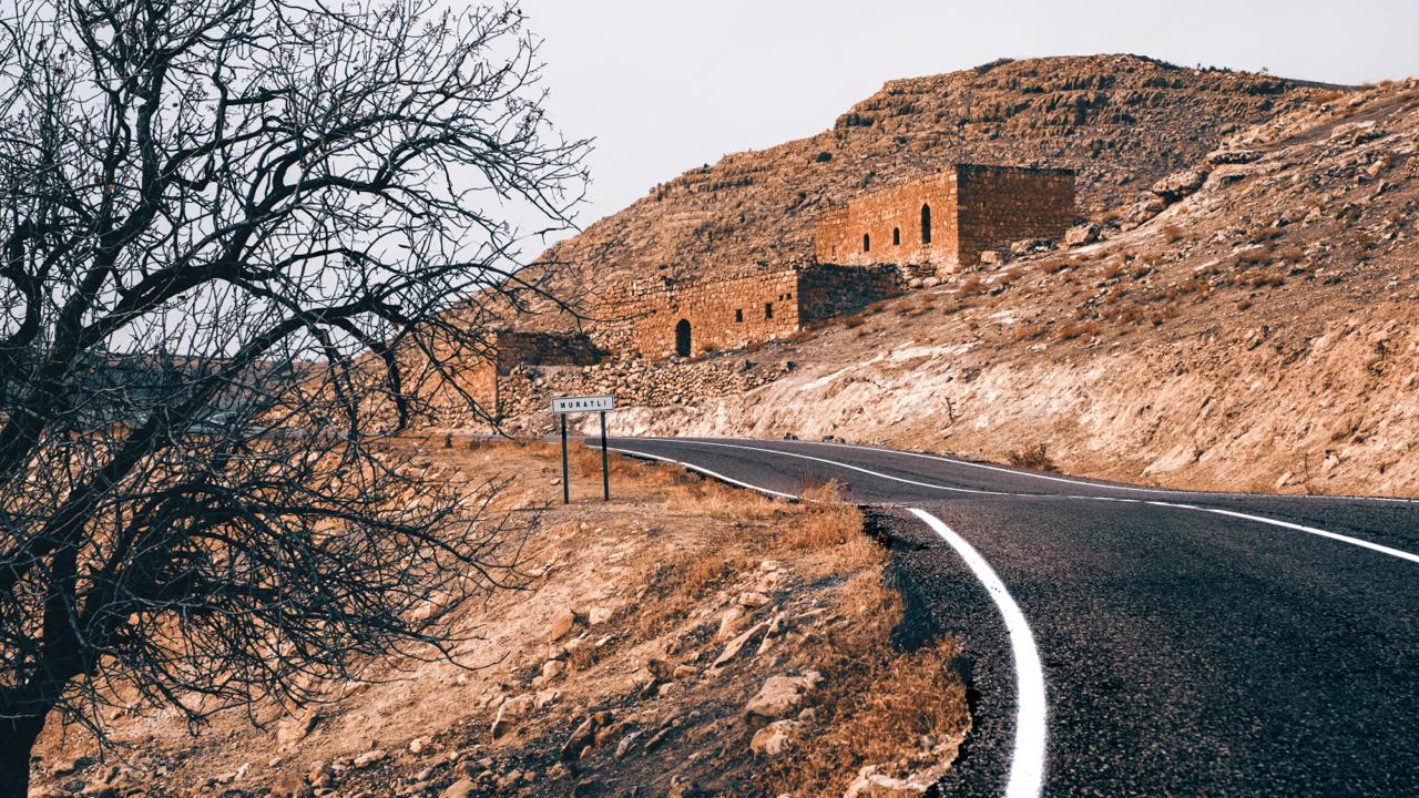 Gercüş’te 24 Kilometrelik Güzergâhta Yol Güvenliği Artırıldı