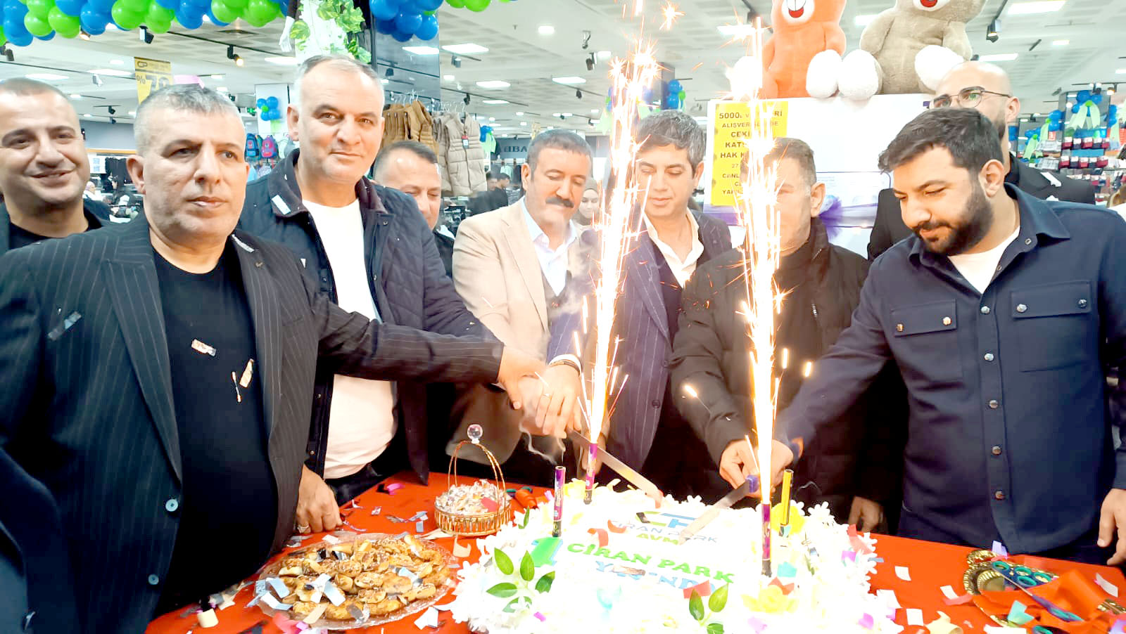 Ciran Park Tekstil Batman’da 1. Yılını Kutluyor