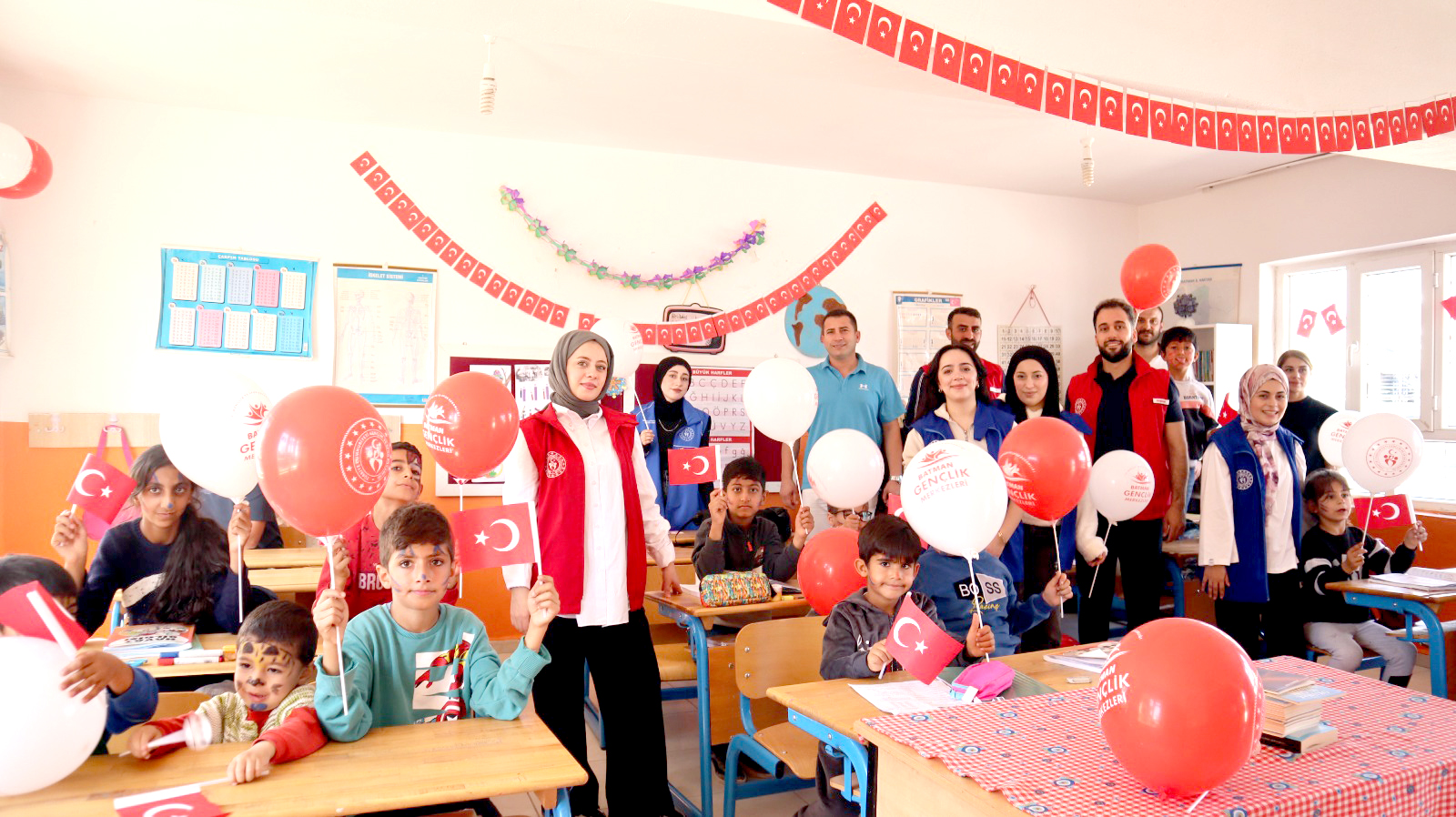 Merkezim Her Yerde’ Projesi Güvercin İlkokulu’nda