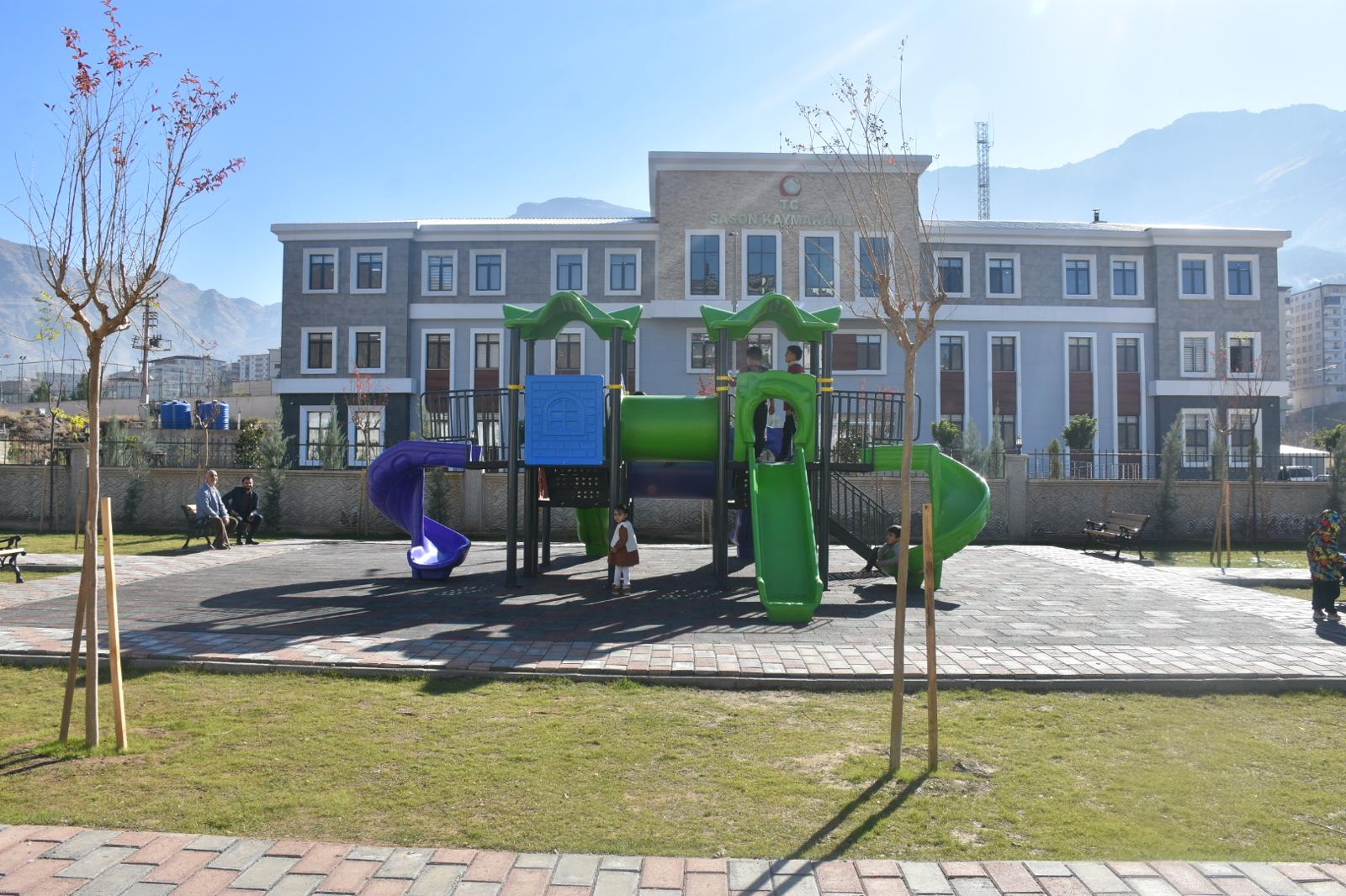 Sason Aşağı Mahalle Çocuk Parkı ve Yaşam Alanı Açılış İçin Gün Sayıyor