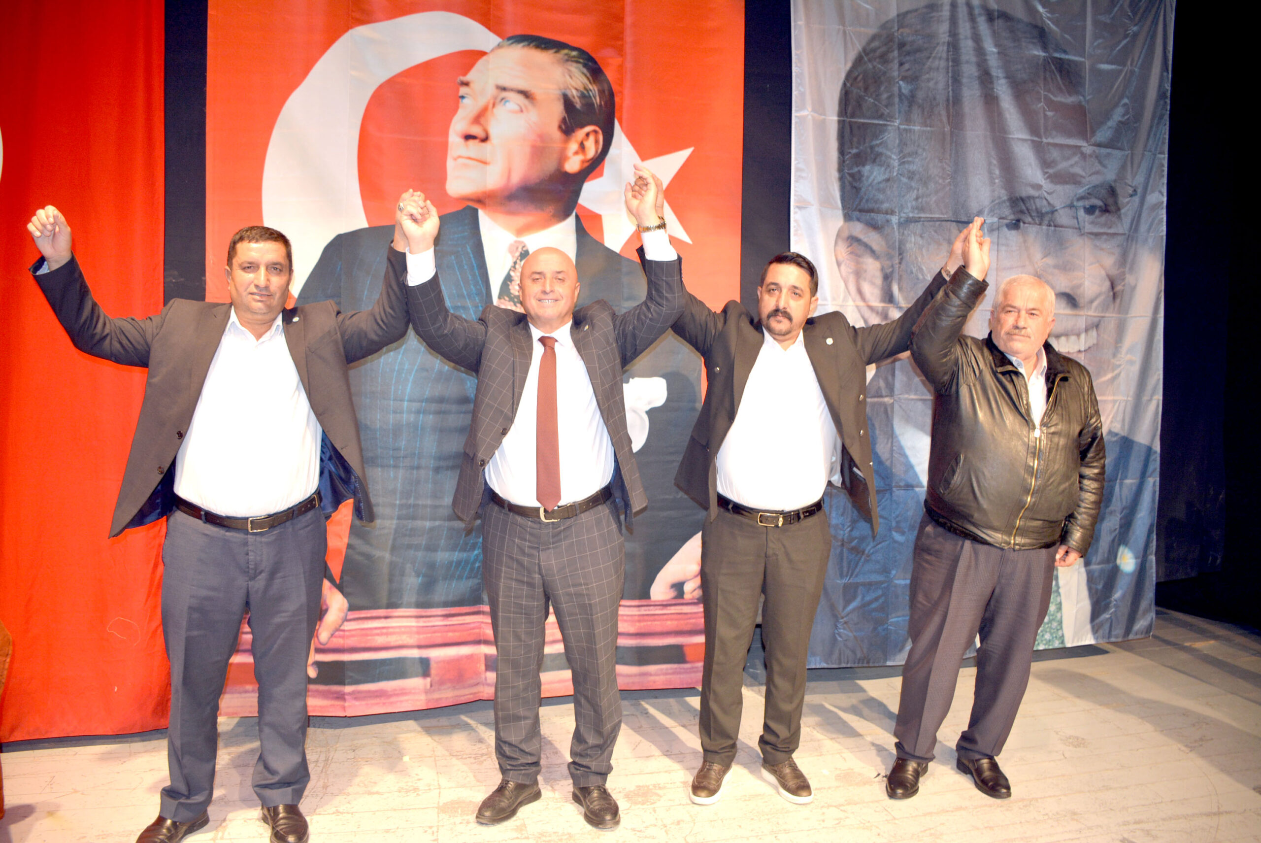 GİK Üyesi Kısmet Çelik, Bitlis’te Divan Başkanlığı yaptı