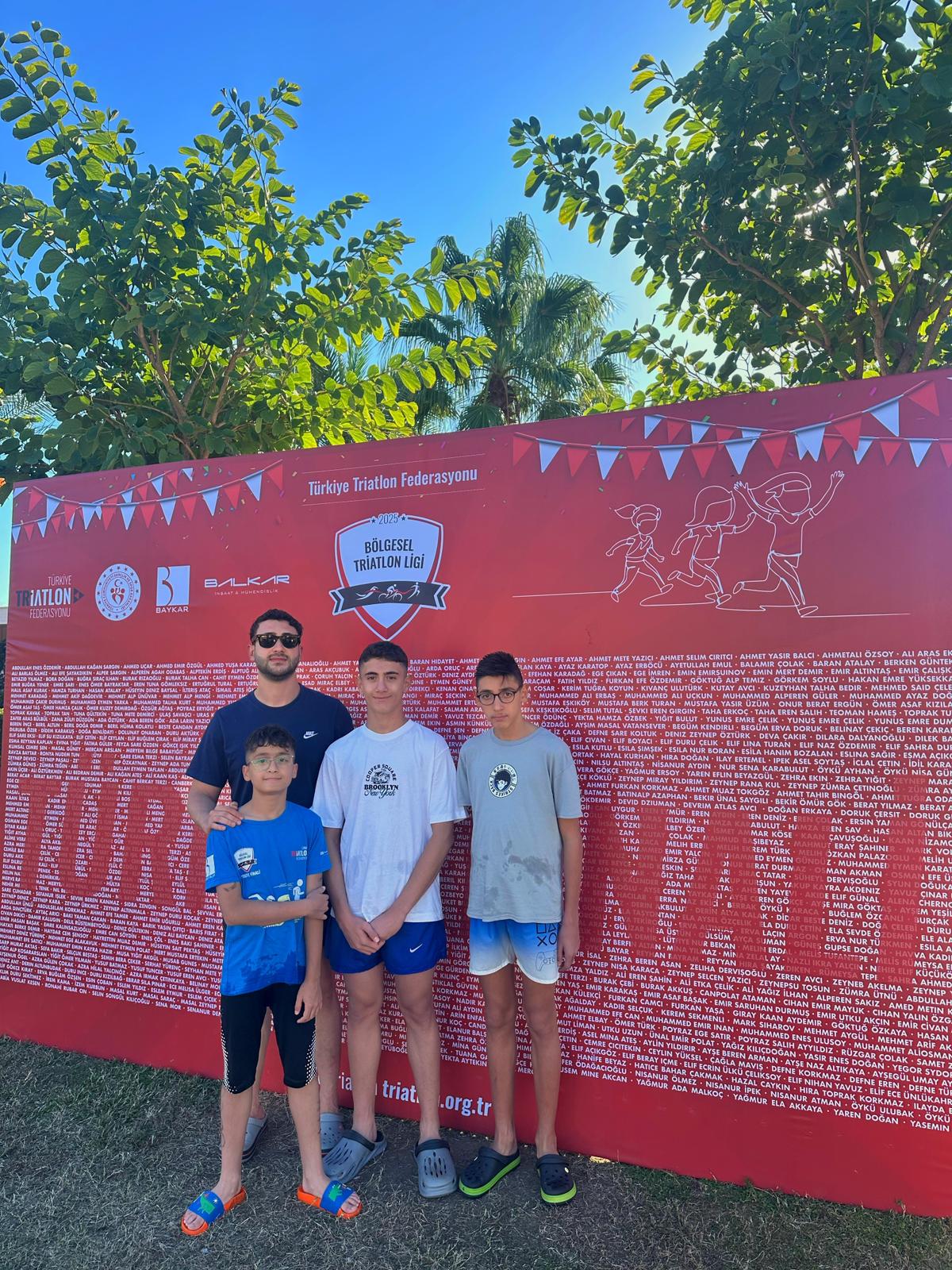 Batmanlı Sporculardan Triatlonda Tarihi Başarı