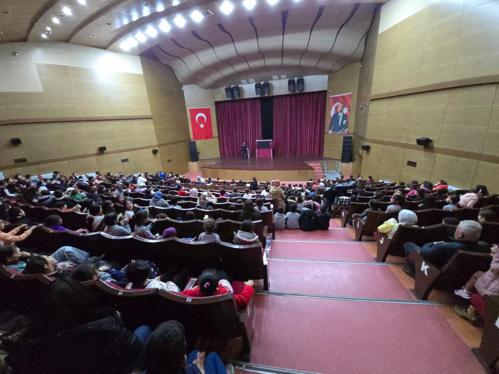 Batman 2. Tiyatro Festivali’nde Çocuk Tiyatrosuna Yoğun İlgi