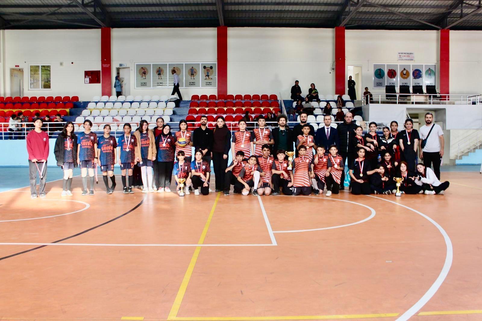 Sason’da Gençler Sporda Buluştu