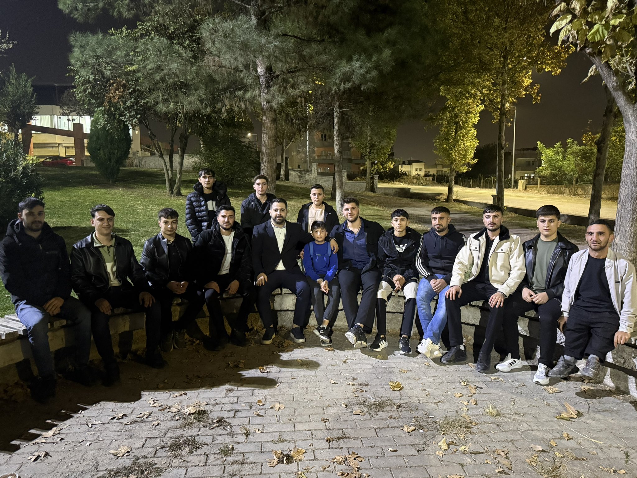 AK Gençlik Batman’dan Yeşiltepe Mahallesi’nde Sıcak Buluşma