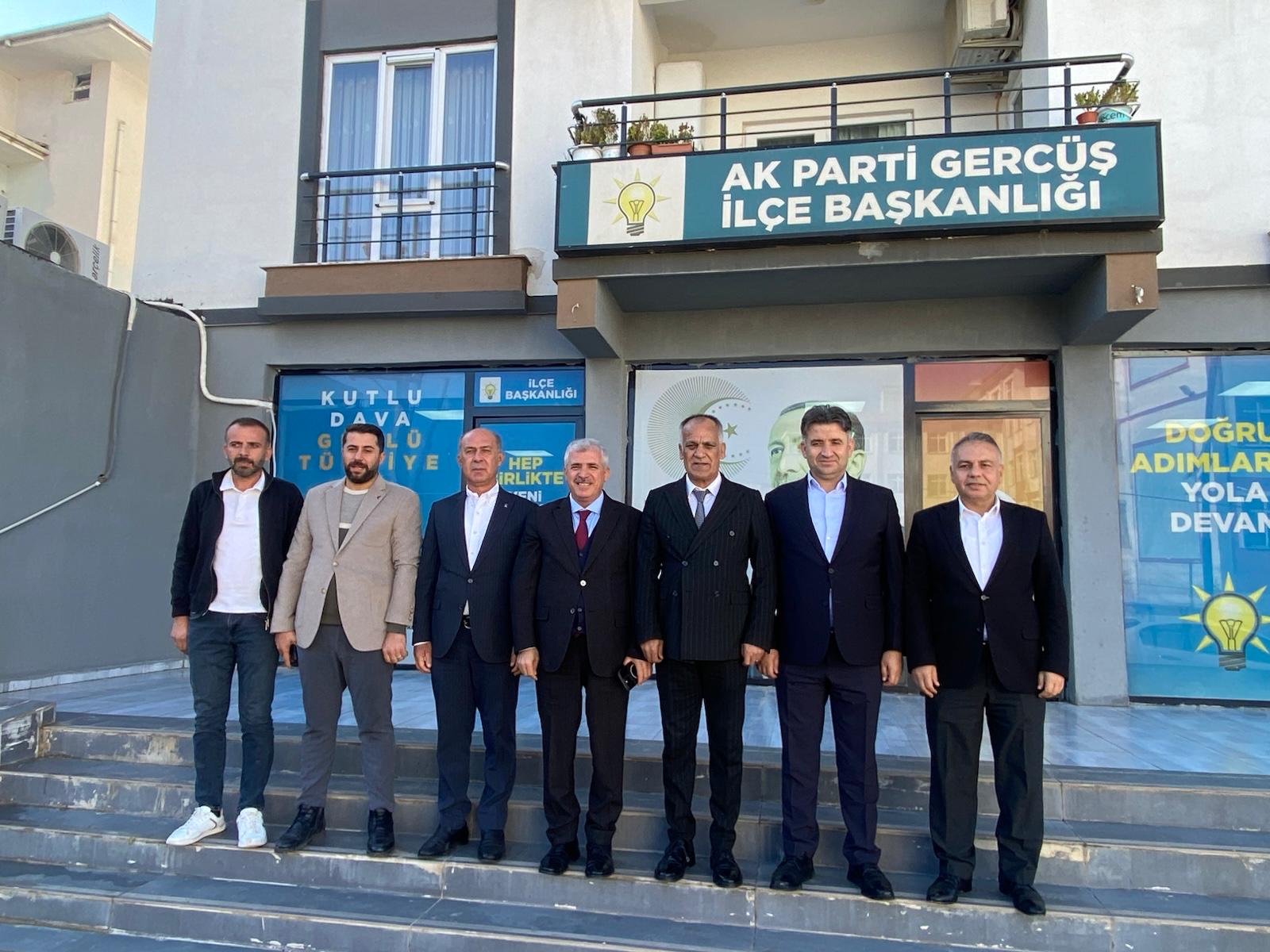 AK Parti İlçe Başkanları Gercüş’te Buluştu ‘Birlik, dayanışma ve barış için çalışıyoruz’