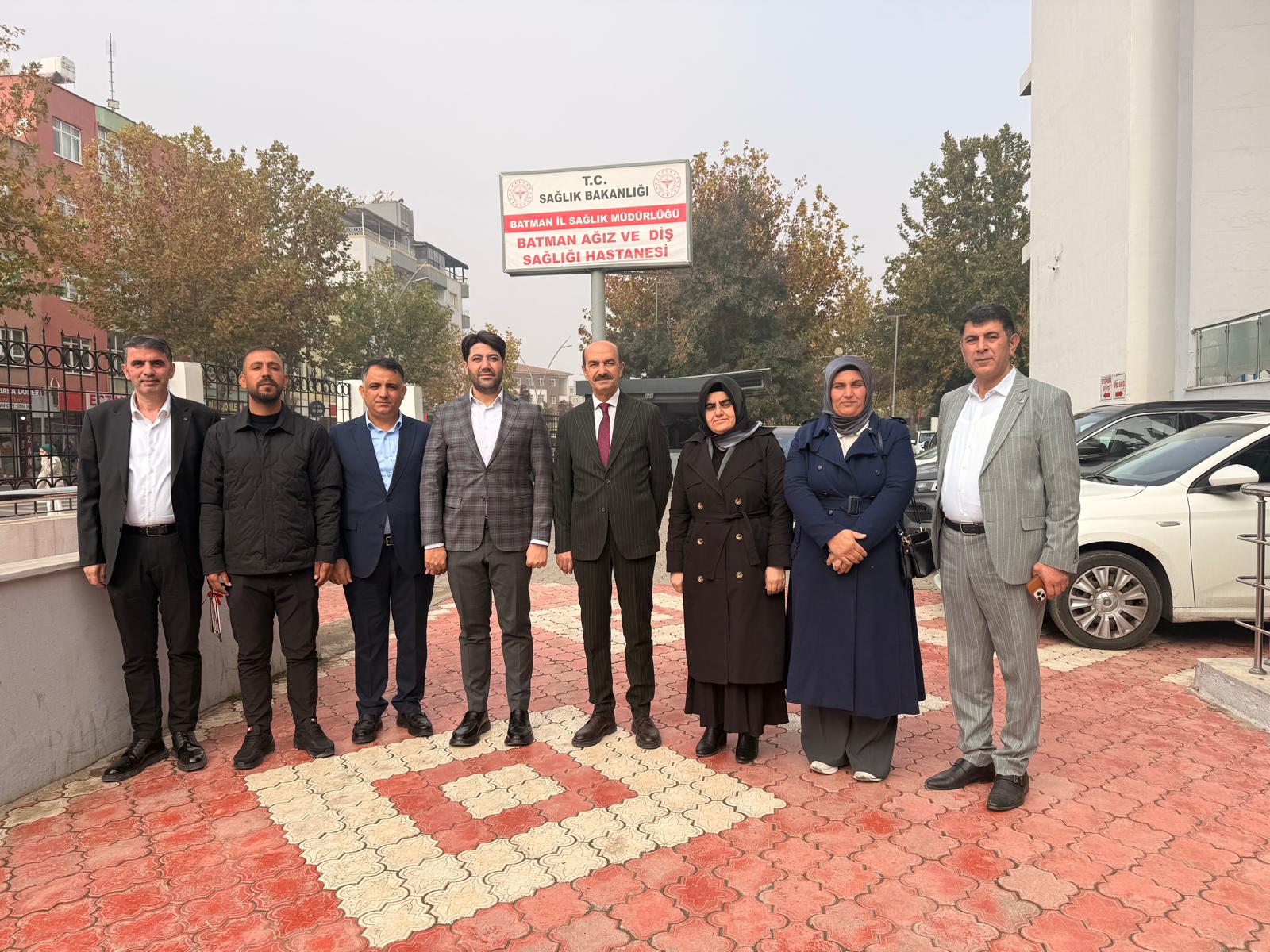 AK Parti’den Diş Hekimlerine Anlamlı Ziyaret