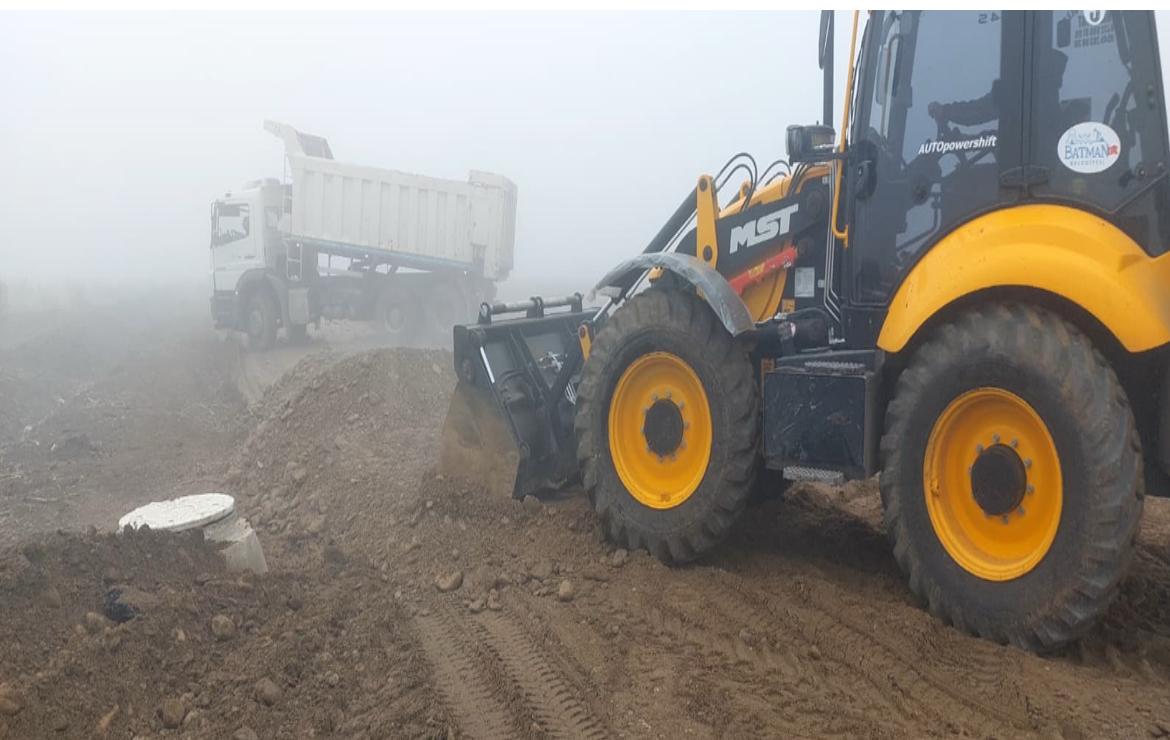 Fen İşleri Tüm Ekipleriyle Sahada