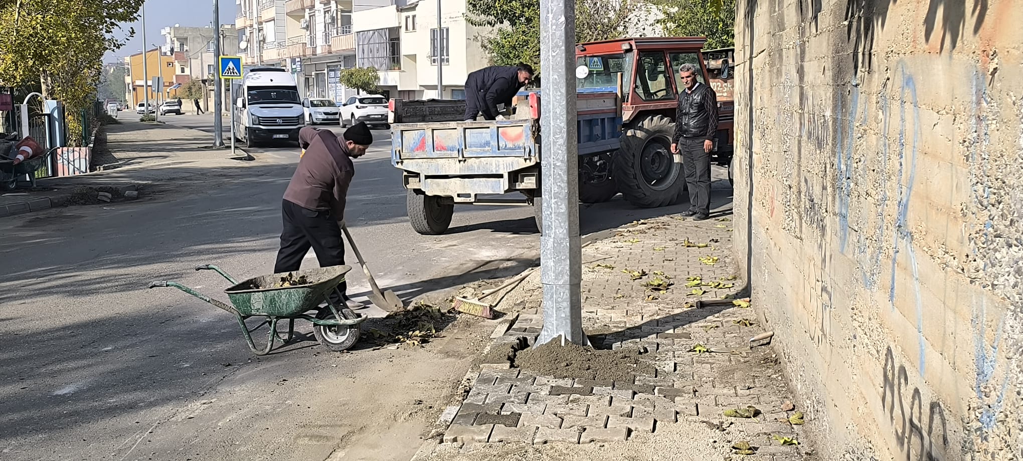 Batman Belediyesi’nden Yoğun Parke ve Kaldırım Mesaisi