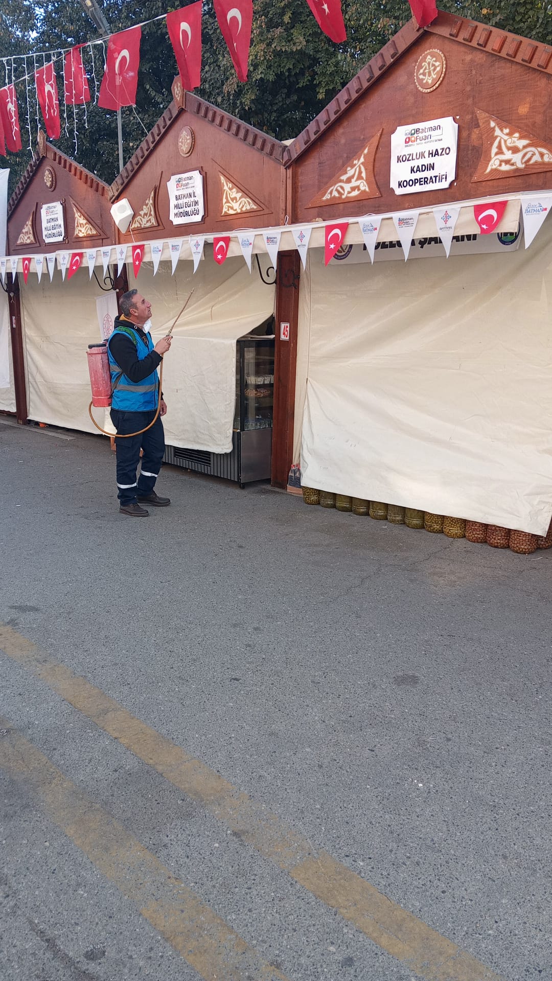 Gastronomi Festivalinde Yoğun İlaçlama Çalışması