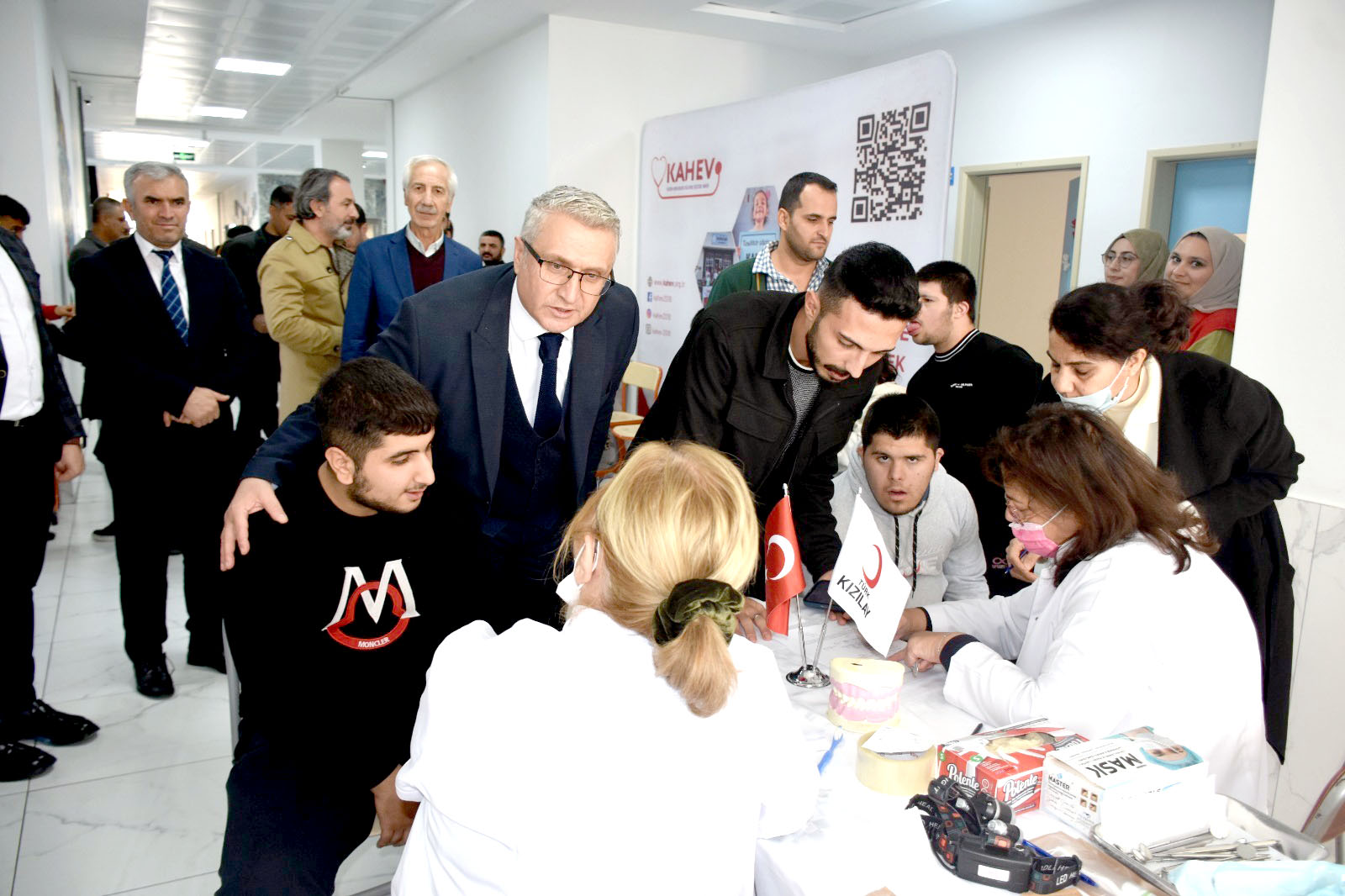 Özel Gereksinimli Öğrencilere Ücretsiz Diş Taraması