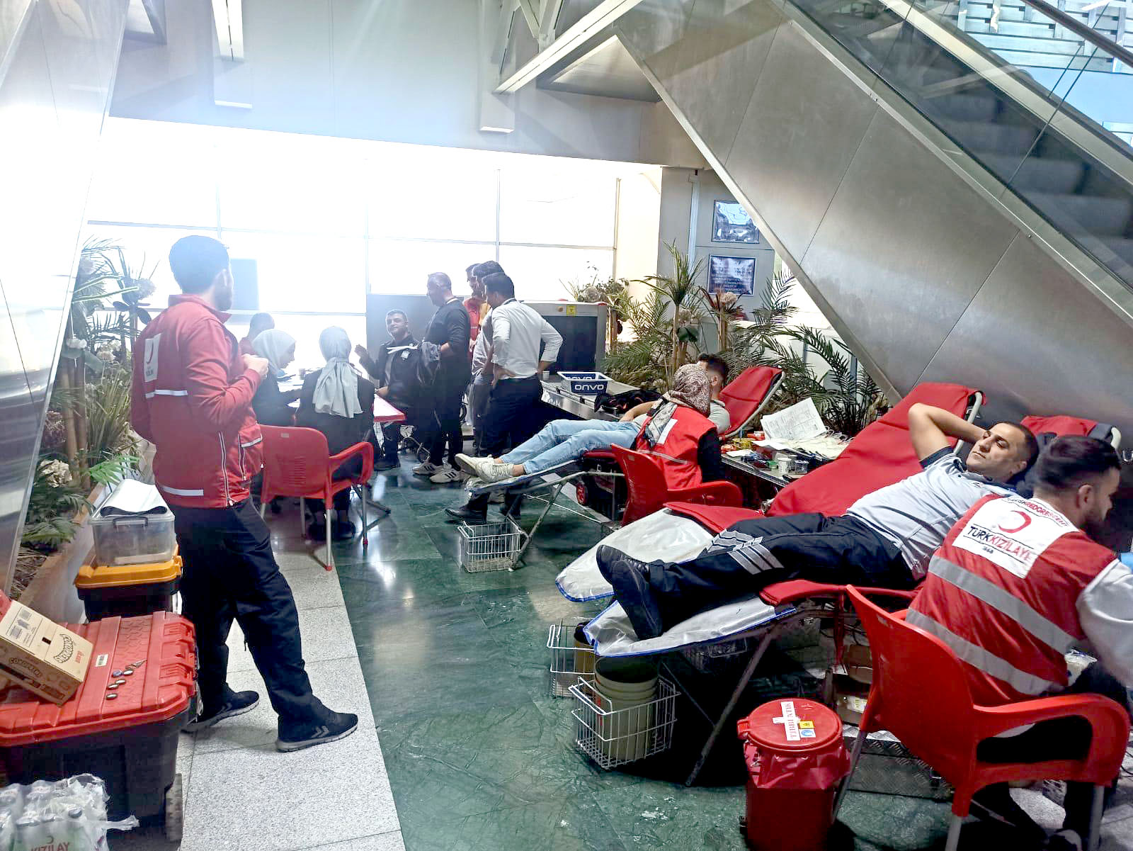 Havalimanı’ndan Kızılay Haftası’na anlamlı destek