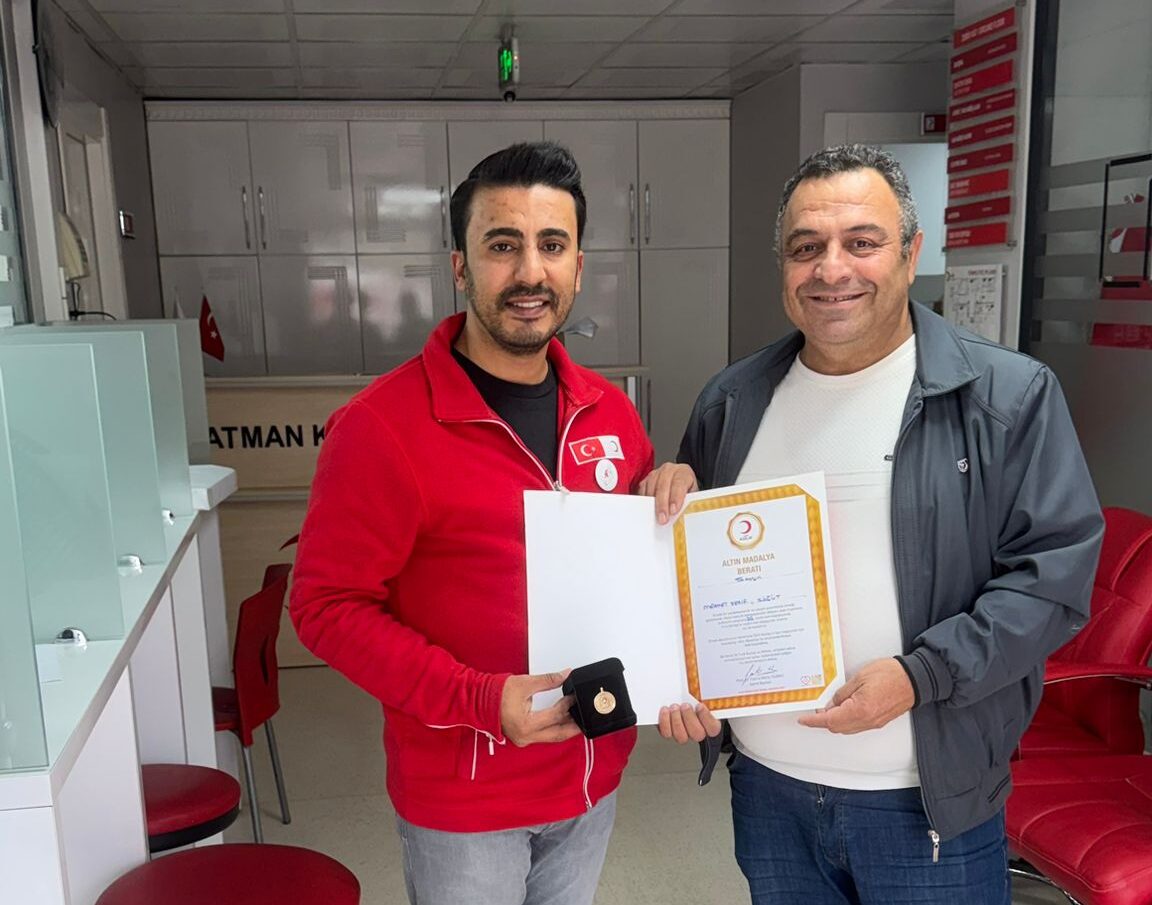 29 yıllık itfaiyeci 50. kan bağışında bulundu