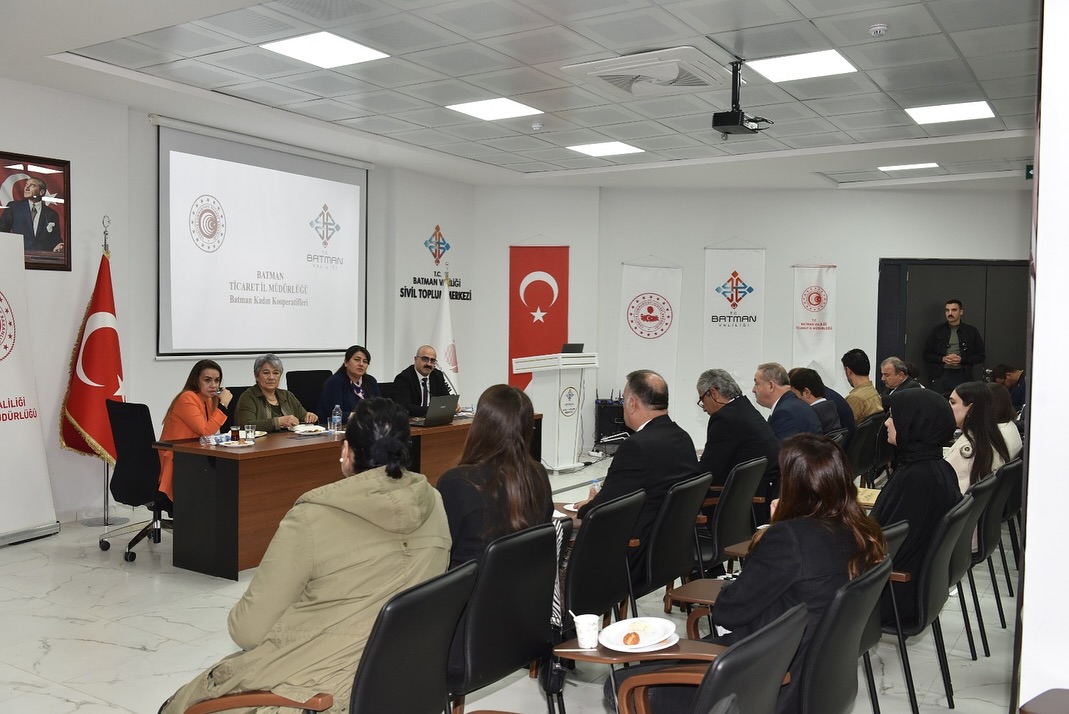 Kadın Girişimi Üretim ve İşletme Kooperatifleri Toplantısı Gerçekleştirildi