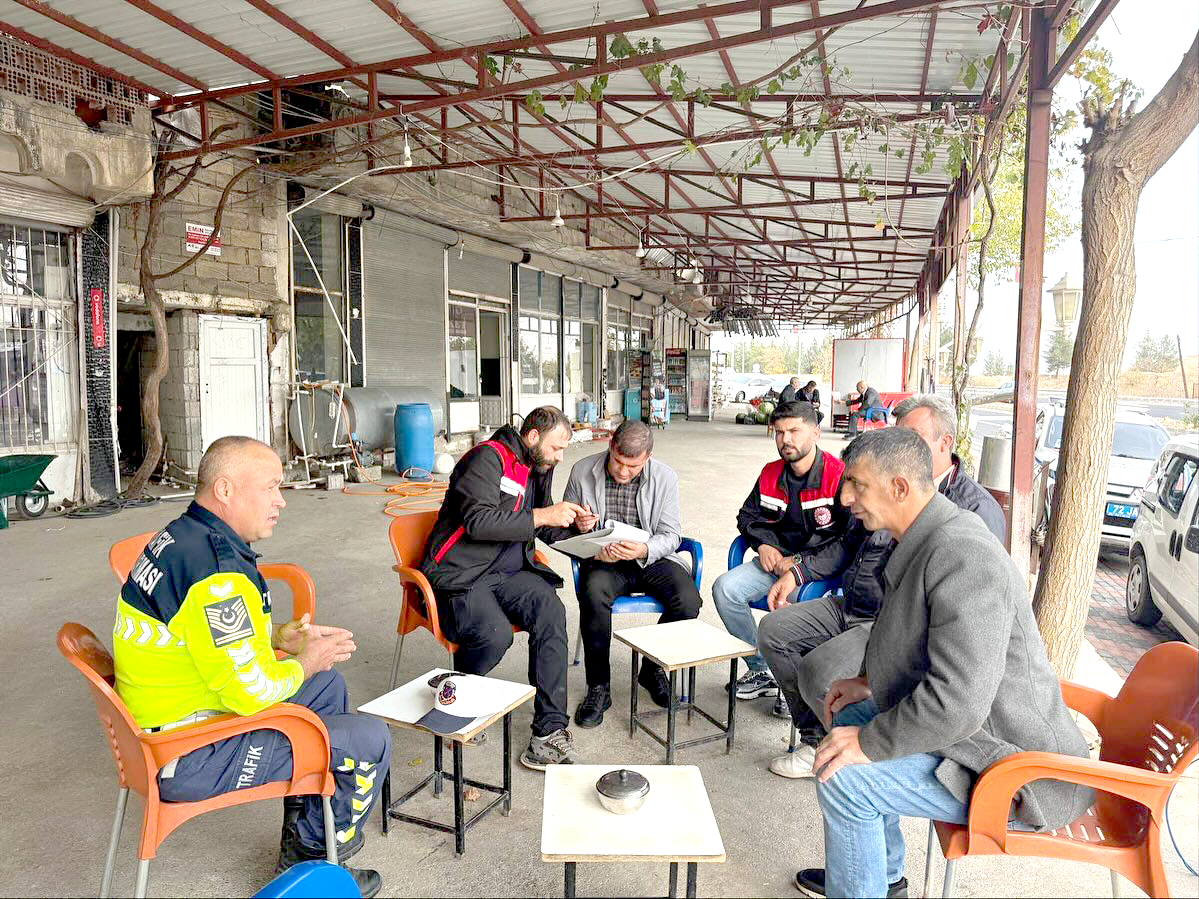 Kozluk’ta Başıboş Hayvanlara Karşı Farkındalık Çalışması