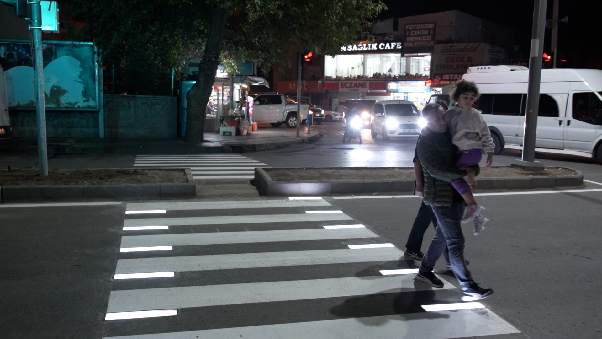 LED yaya geçitleriyle güvenli ulaşım