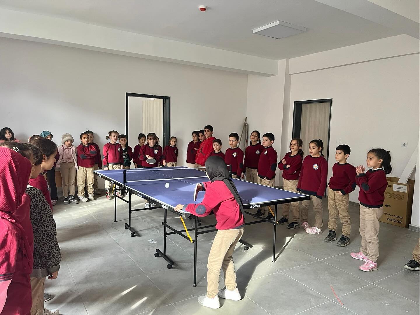 Sason’da Beş Okula Masa Tenisi Malzeme Desteği