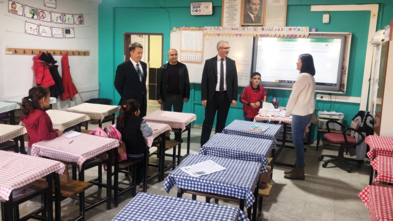 Kozluk Samanyolu İlkokulu ve Ortaokulunu Ziyaret Etti