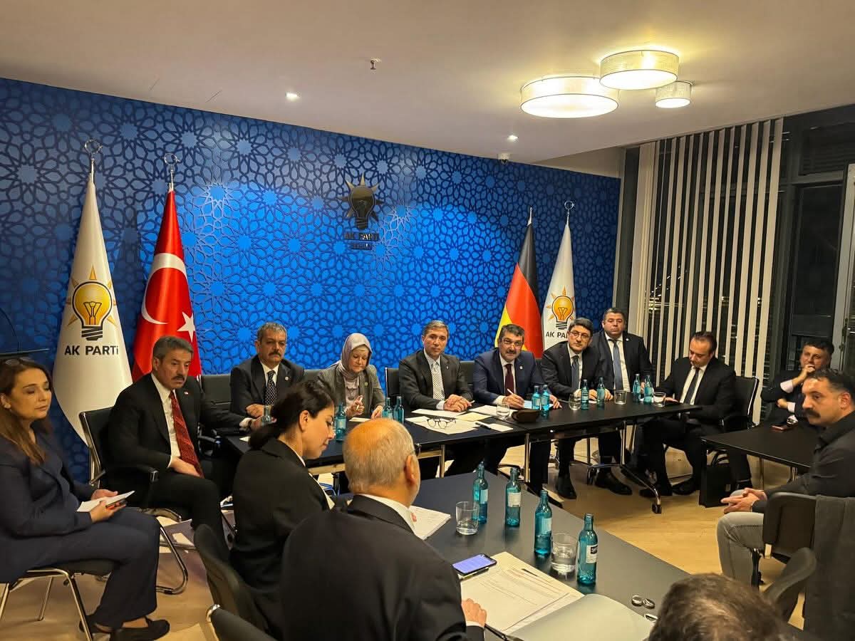 Ferhat Nasıroğlu ve Bölge Milletvekillerinden Almanya’daki Êzidîlere Anlamlı Ziyaret