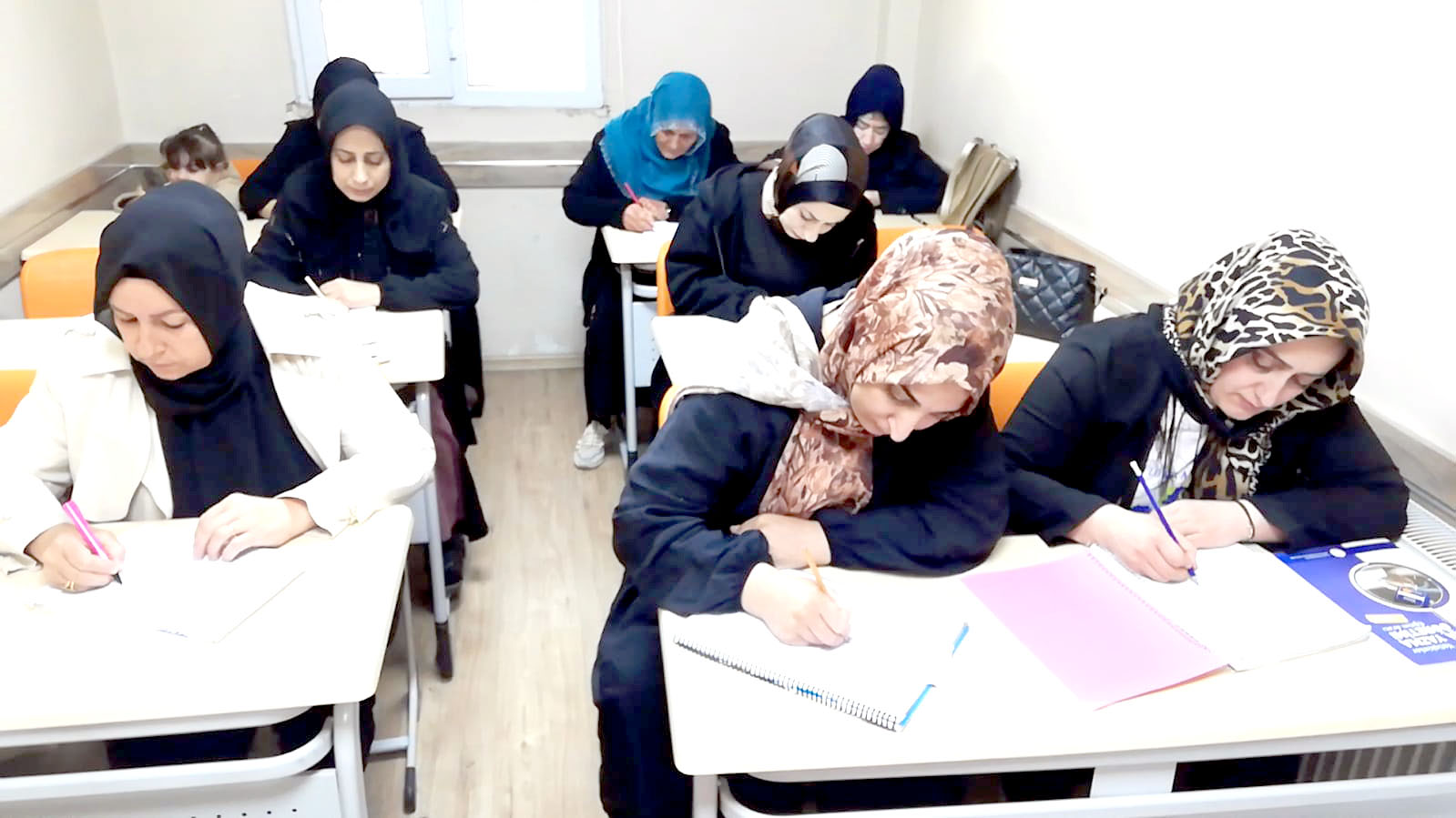 Kadınlardan Şafak Adem’e yoğun ilgi