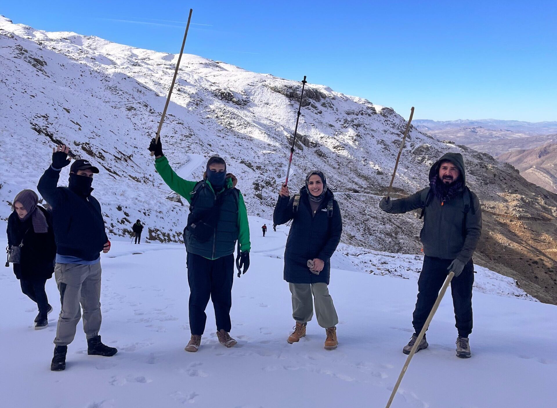 Harrut Yaylası’na Karlı Havada 4 Saatlik Doğa Yürüyüşü
