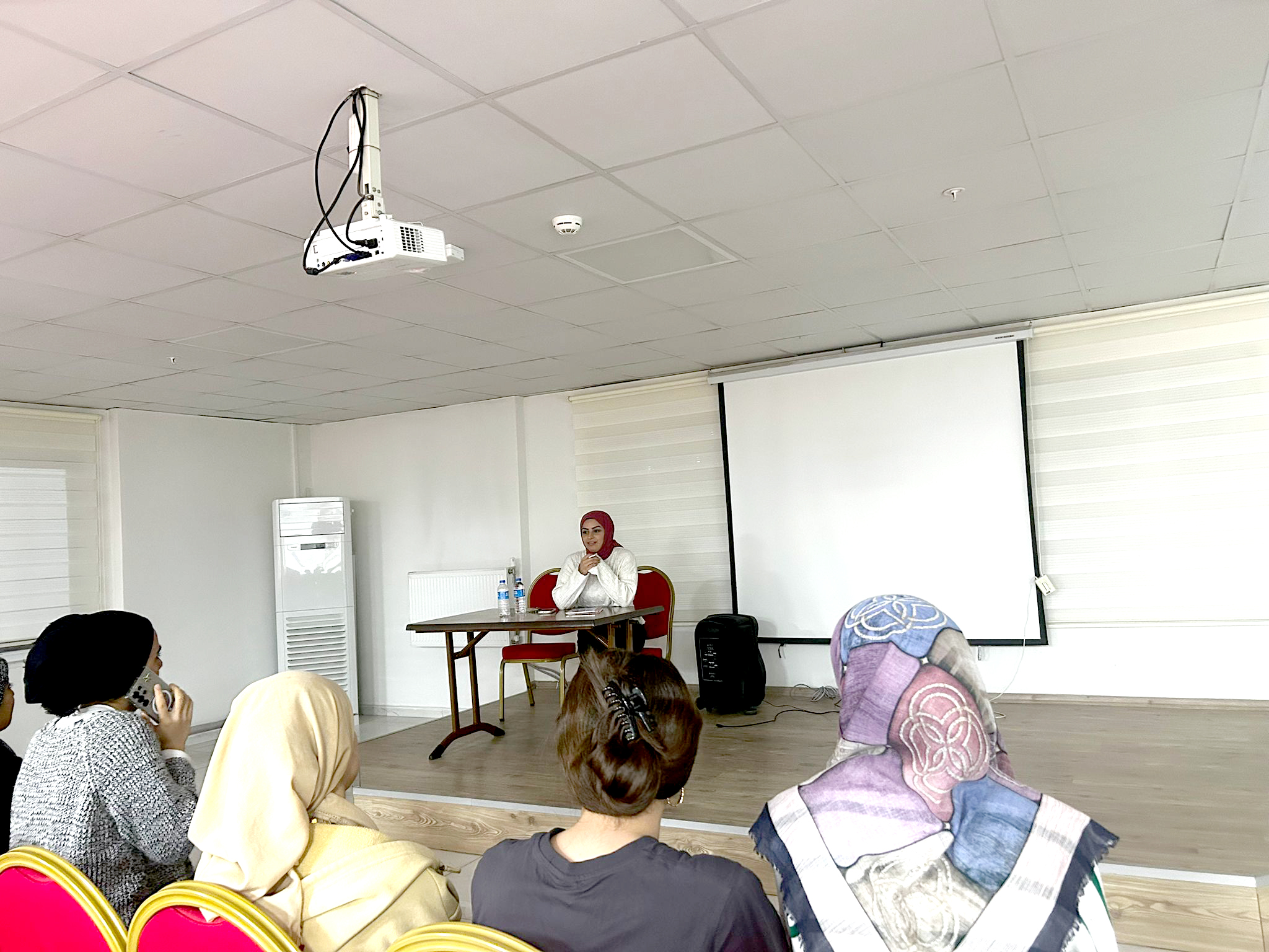 Kürsüm Projesiyle gençler kendini ifade ediyor