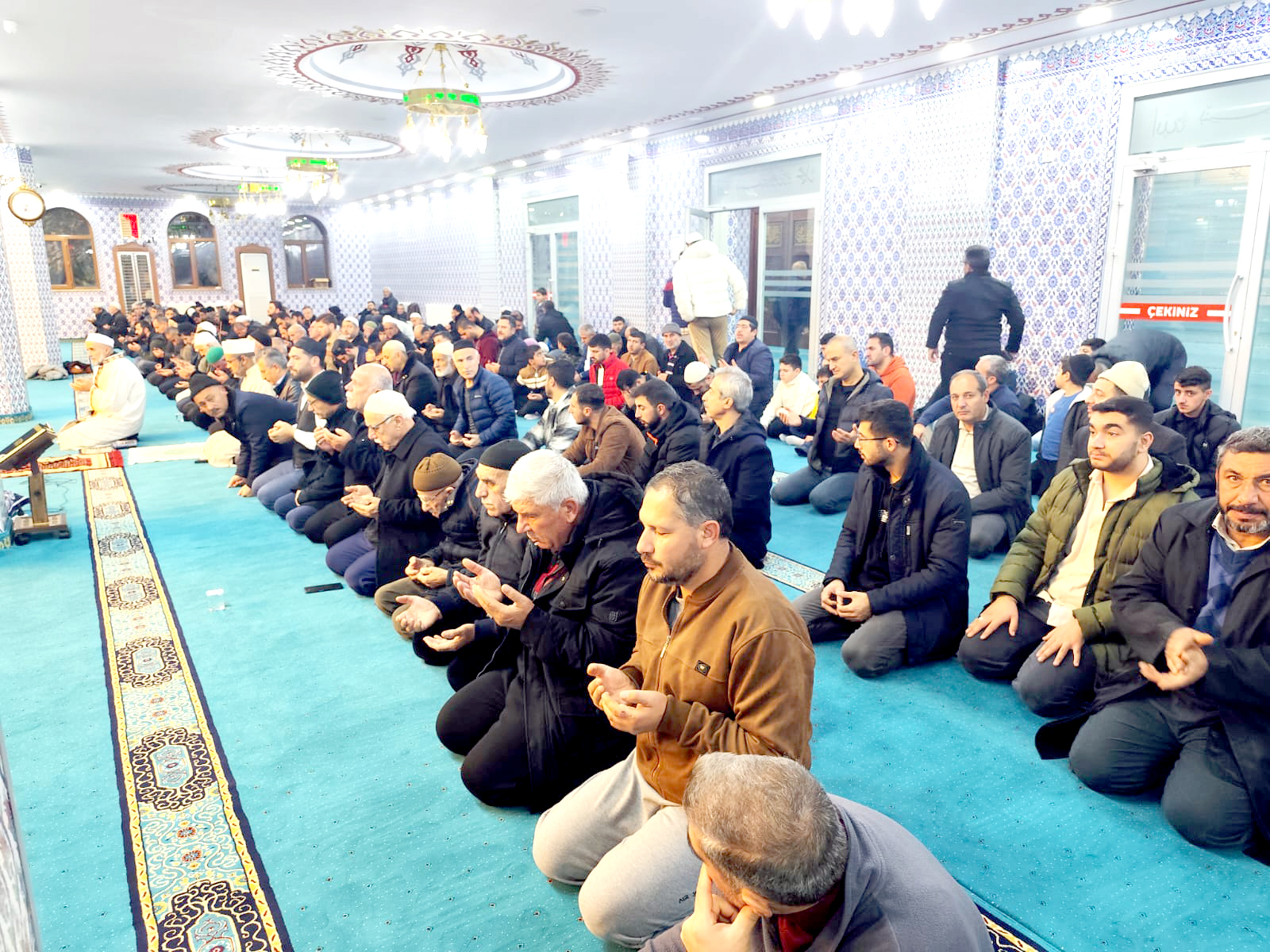 Seyyid Bilal Yurdu Öğrencileri Sabah Namazında Buluştu