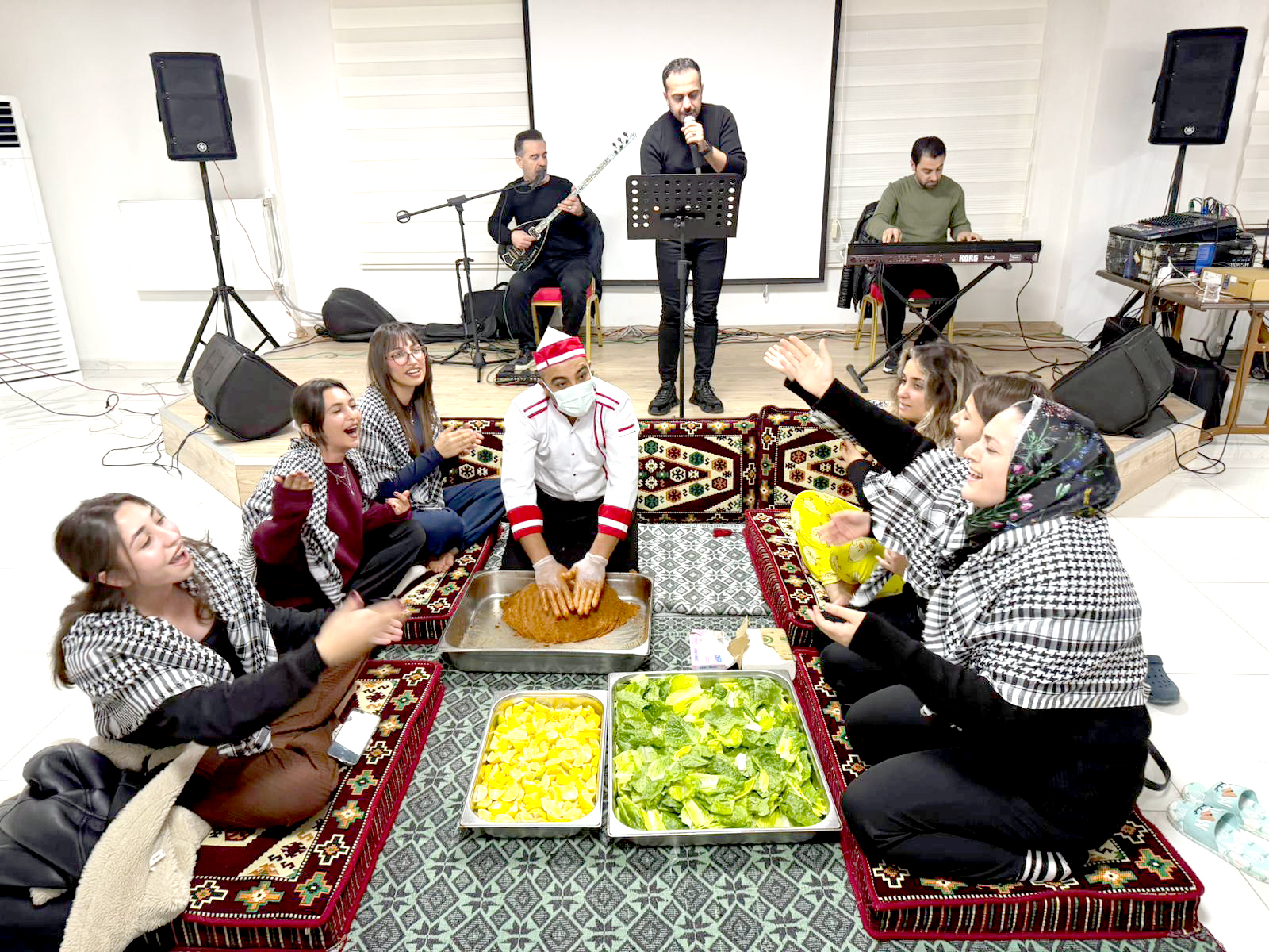 Öğrencilere Moral Dolu Sıra Gecesi