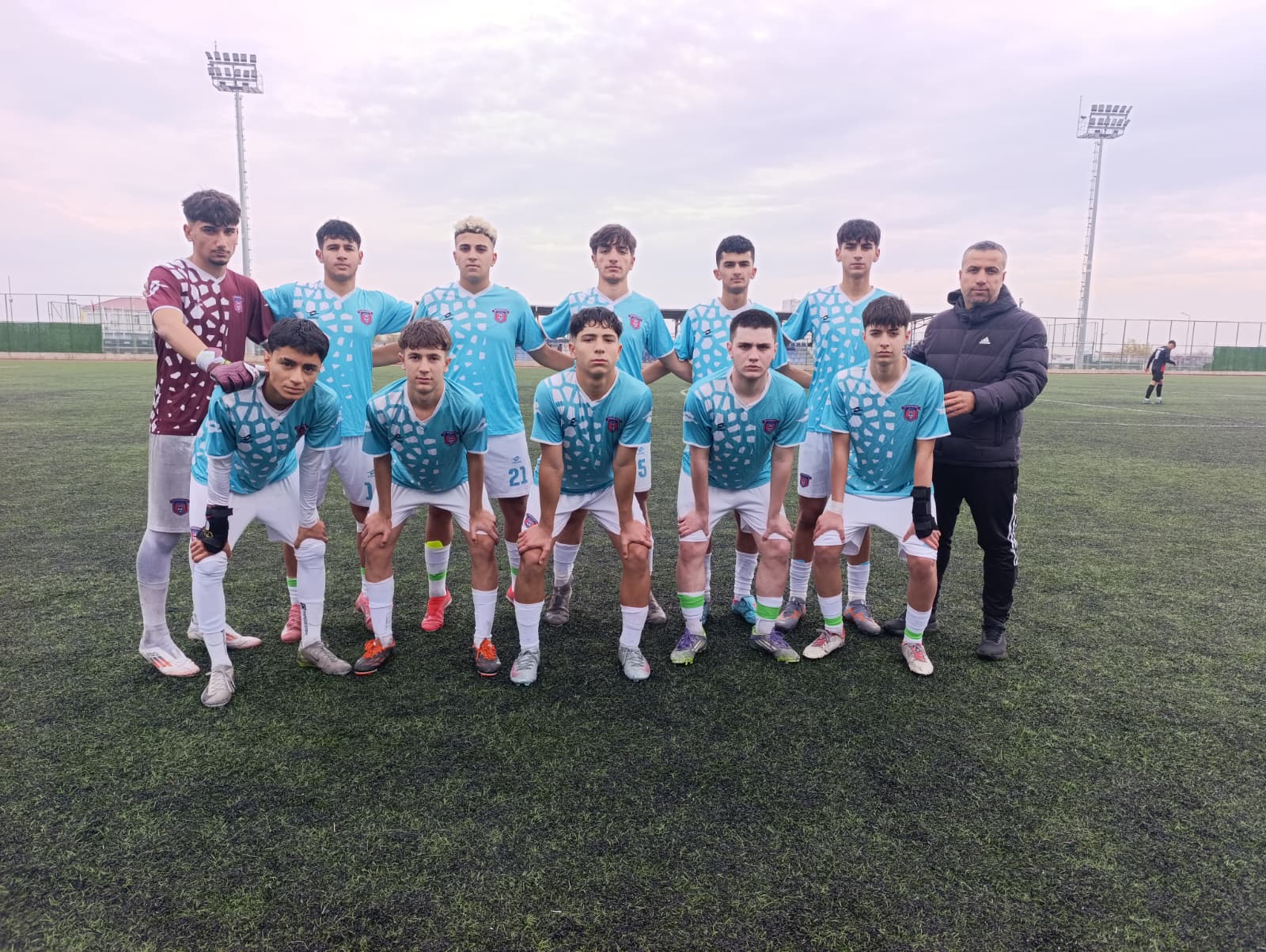 1955 Belediye U17, Deplasmanda Gövde Gösterisi: 7-0